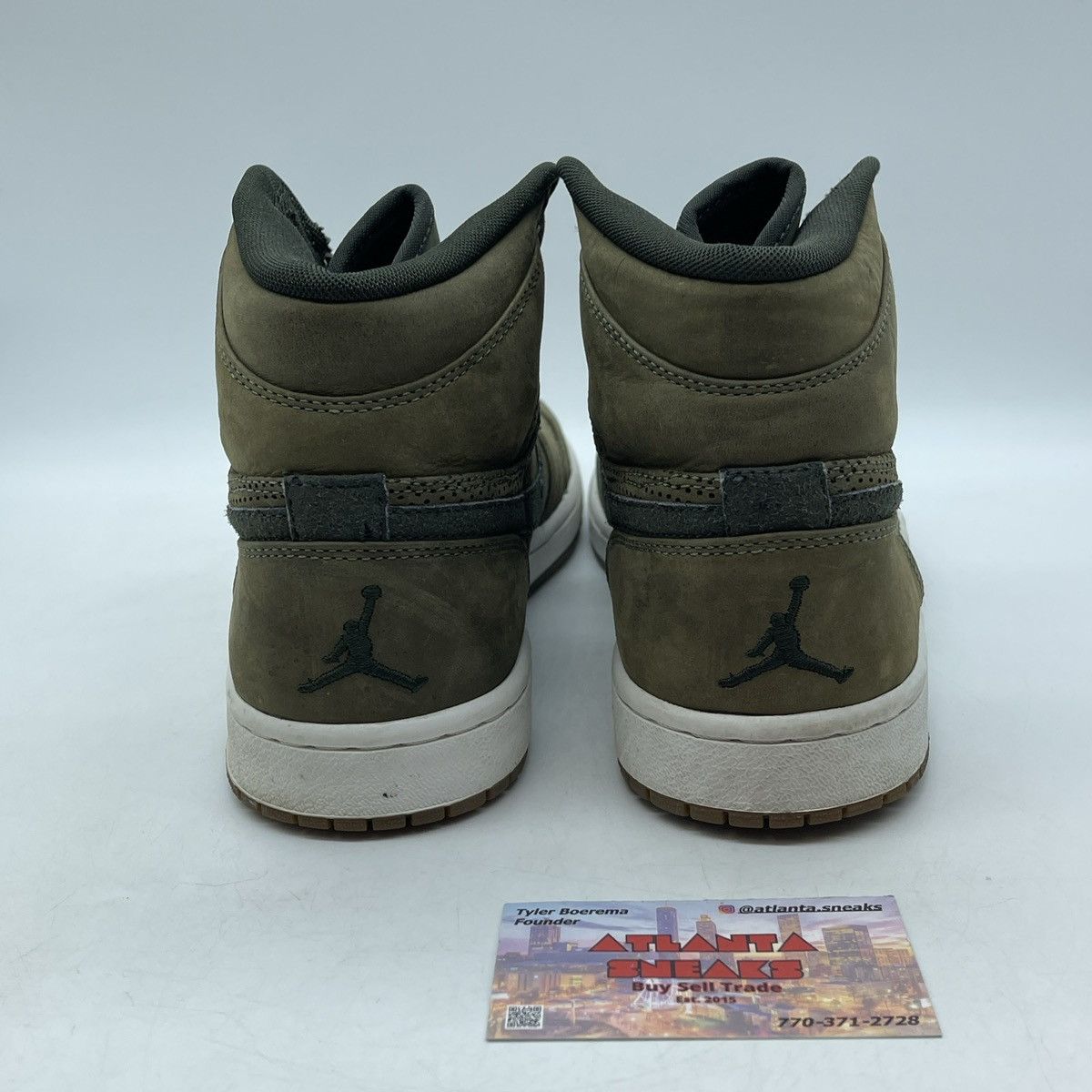 Jordan Brand Air Jordan 1 high urban haze Size US 11 / EU 44 - 3 Thumbnail
