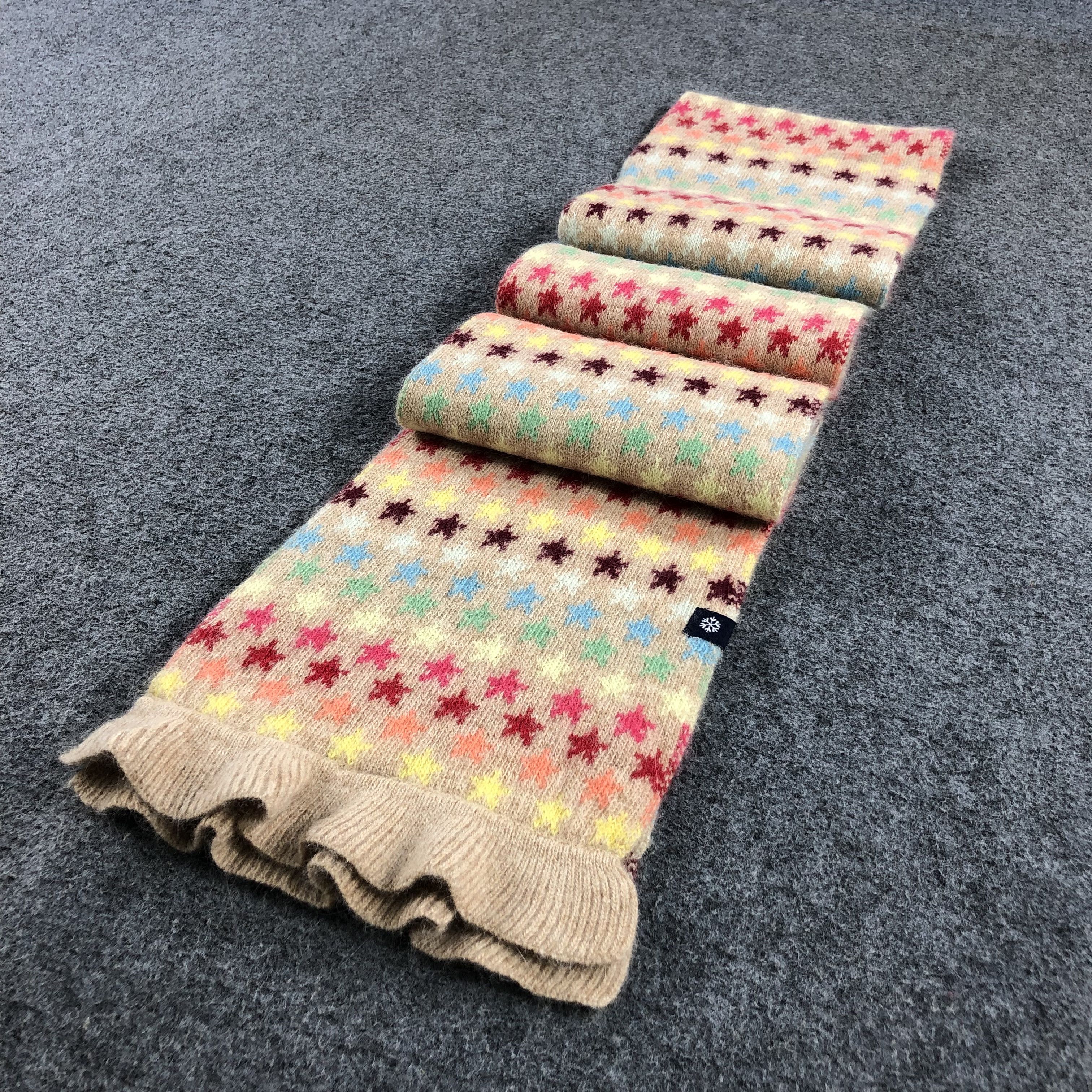 Gap GAP Multicolor Stars Wool Scarf Muffler V836 Size ONE SIZE - 3 Thumbnail