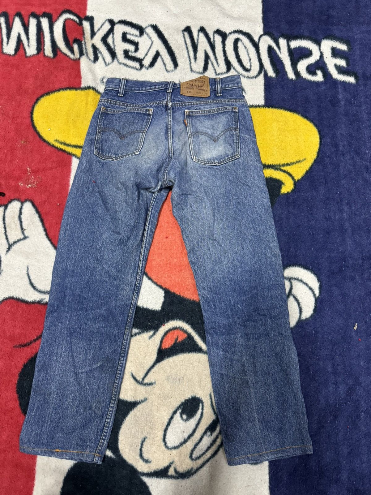 VINTAGE LEVIS 505 JEANS