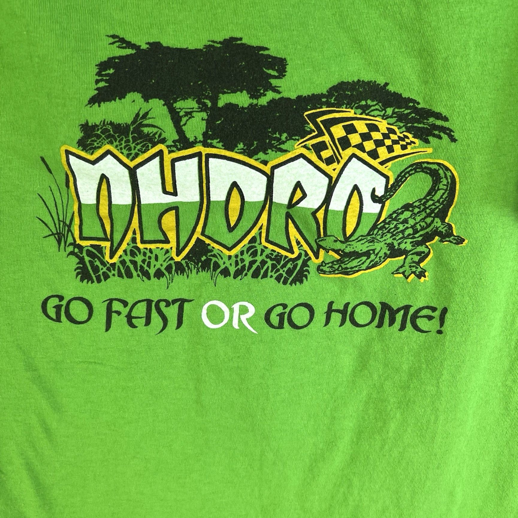 Gildan Gildan Racing Graphic Tee Men's Size M Green Crew Neck 2019 Gainesville FL Size US M / EU 48-50 / 2 - 3 Thumbnail