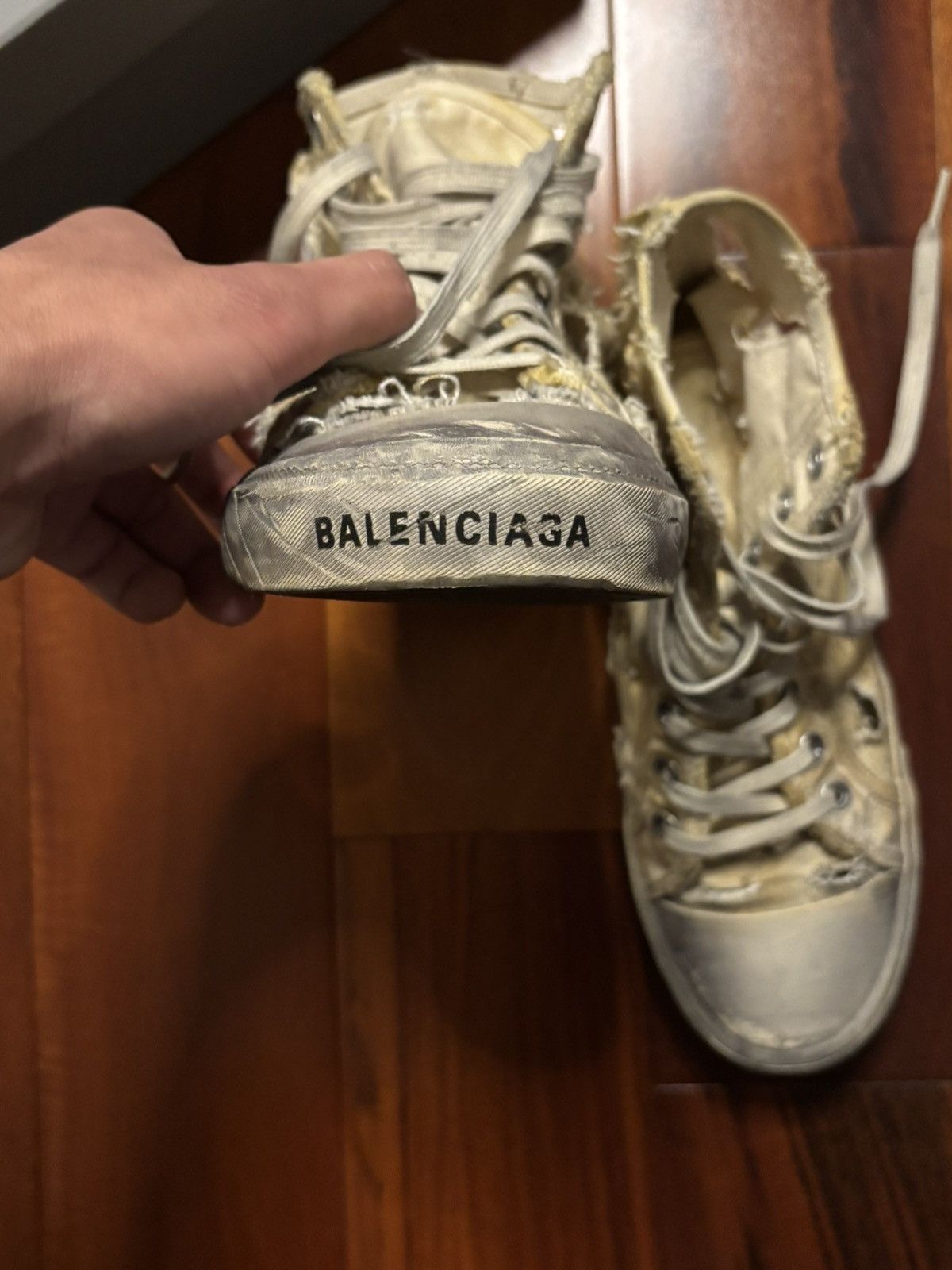 Balenciaga Balenciaga Paris High Destroyed Sneakers Limited White/Black Size US 9 / EU 42 - 8 Thumbnail