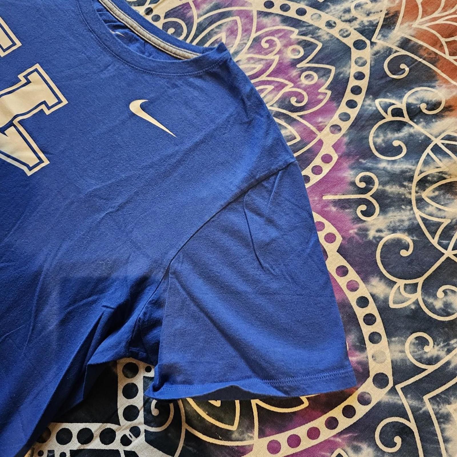 Nike Nike University of Kentucky Youth XL T-shirt Size US XL / EU 56 / 4 - 4 Thumbnail