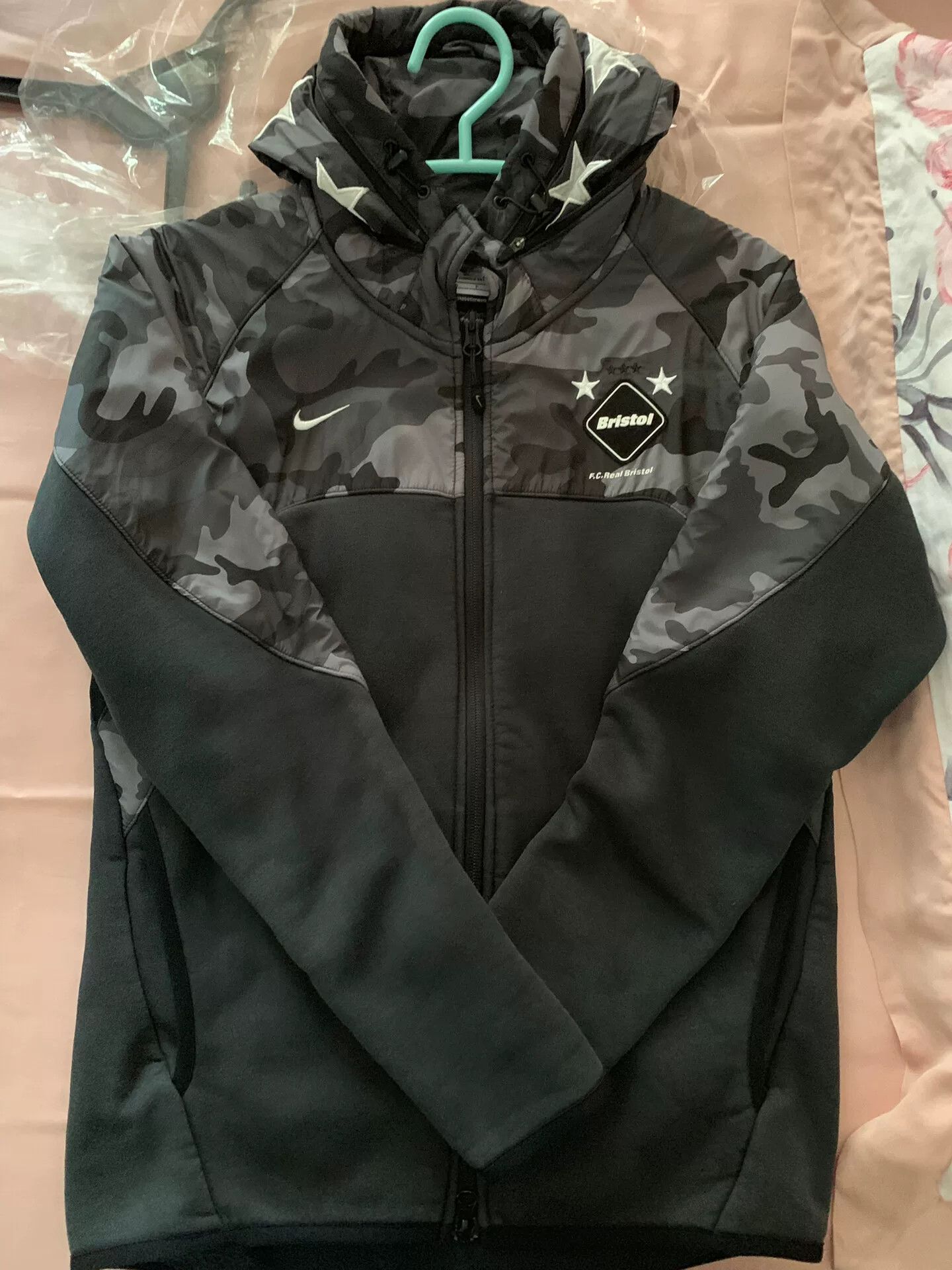 F.C.R.B 2014 AW FCRB Nike Sweat Hoody Size US S / EU 44-46 / 1 - 1 Thumbnail