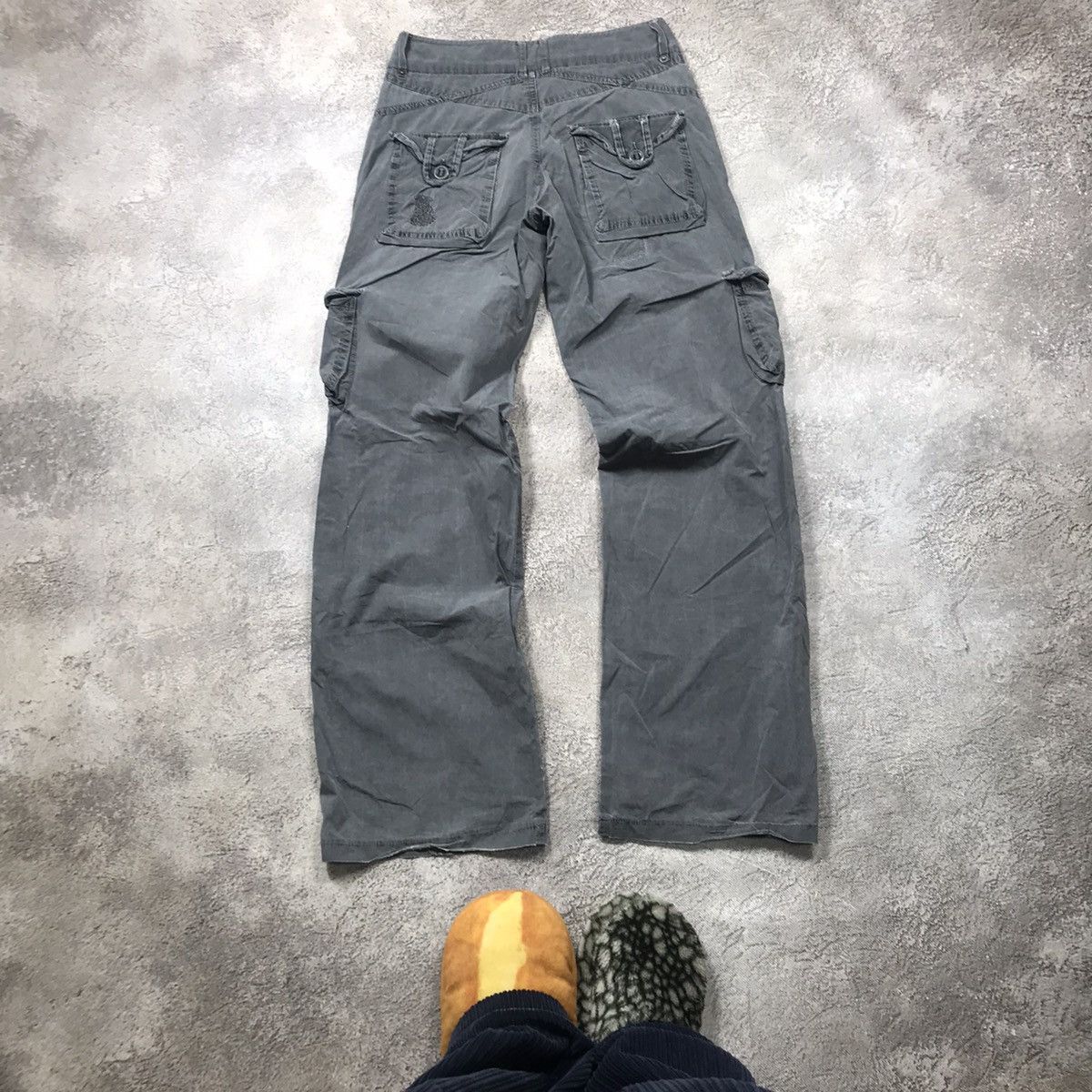 Vintage Vintage Y2K Baggy Cargo Pants Distressed Streetwear Logo 27 Size US 27 - 5 Thumbnail