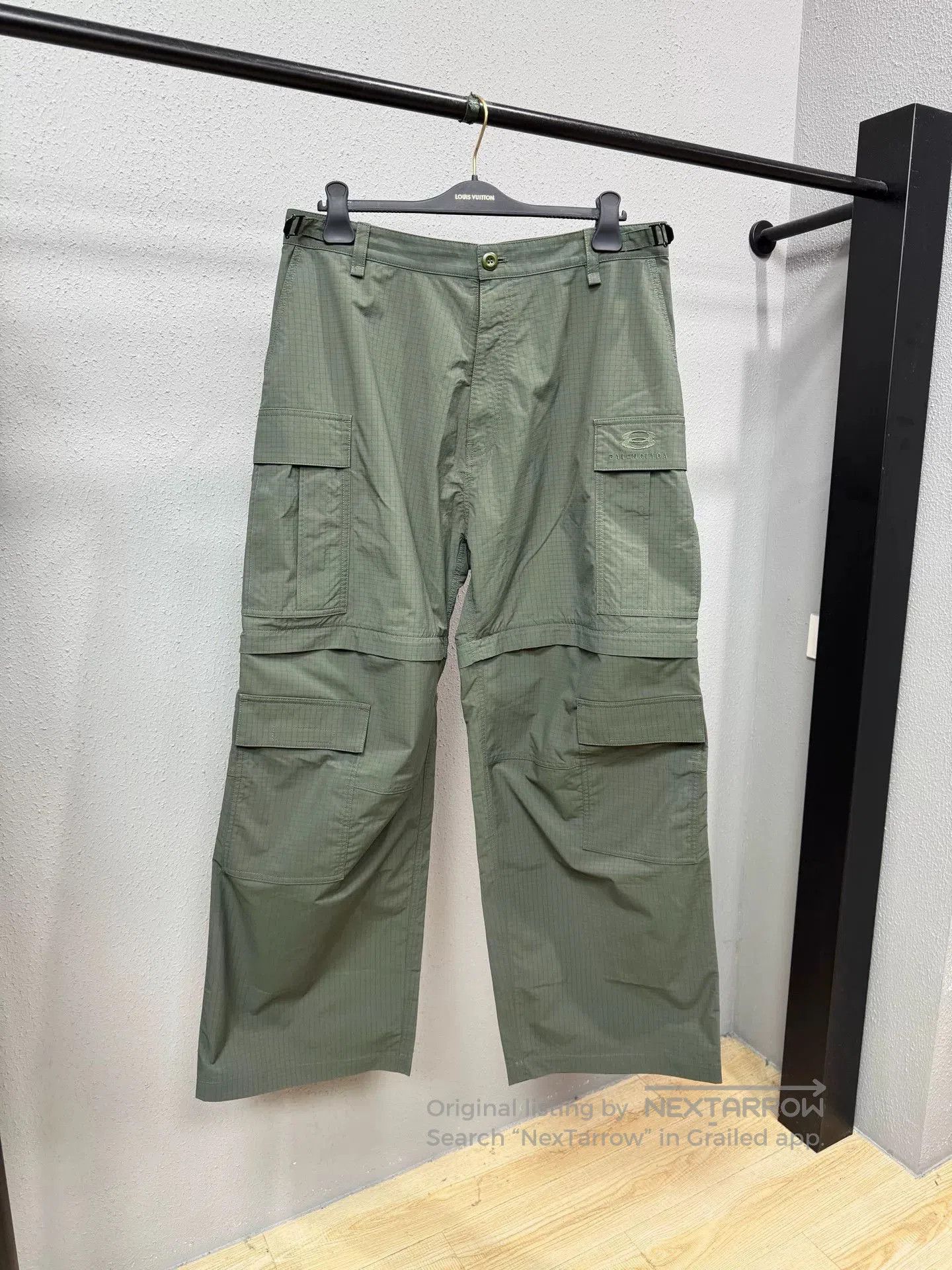 Balenciaga Balenciaga Double Ring Logo Plaid Cargo Pants. Size US 30 / EU 46 - 1 Thumbnail