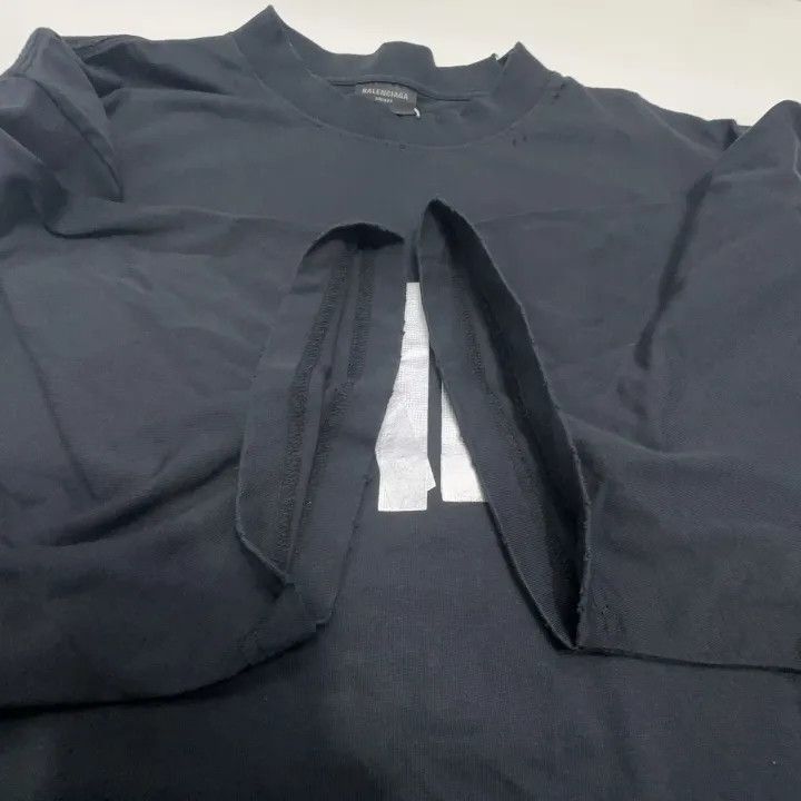 Balenciaga Balenciaga New Tape Logo Black T-Shirt 0079-2507 Size XXL / US 16-18 / IT 52-54 - 6 Thumbnail