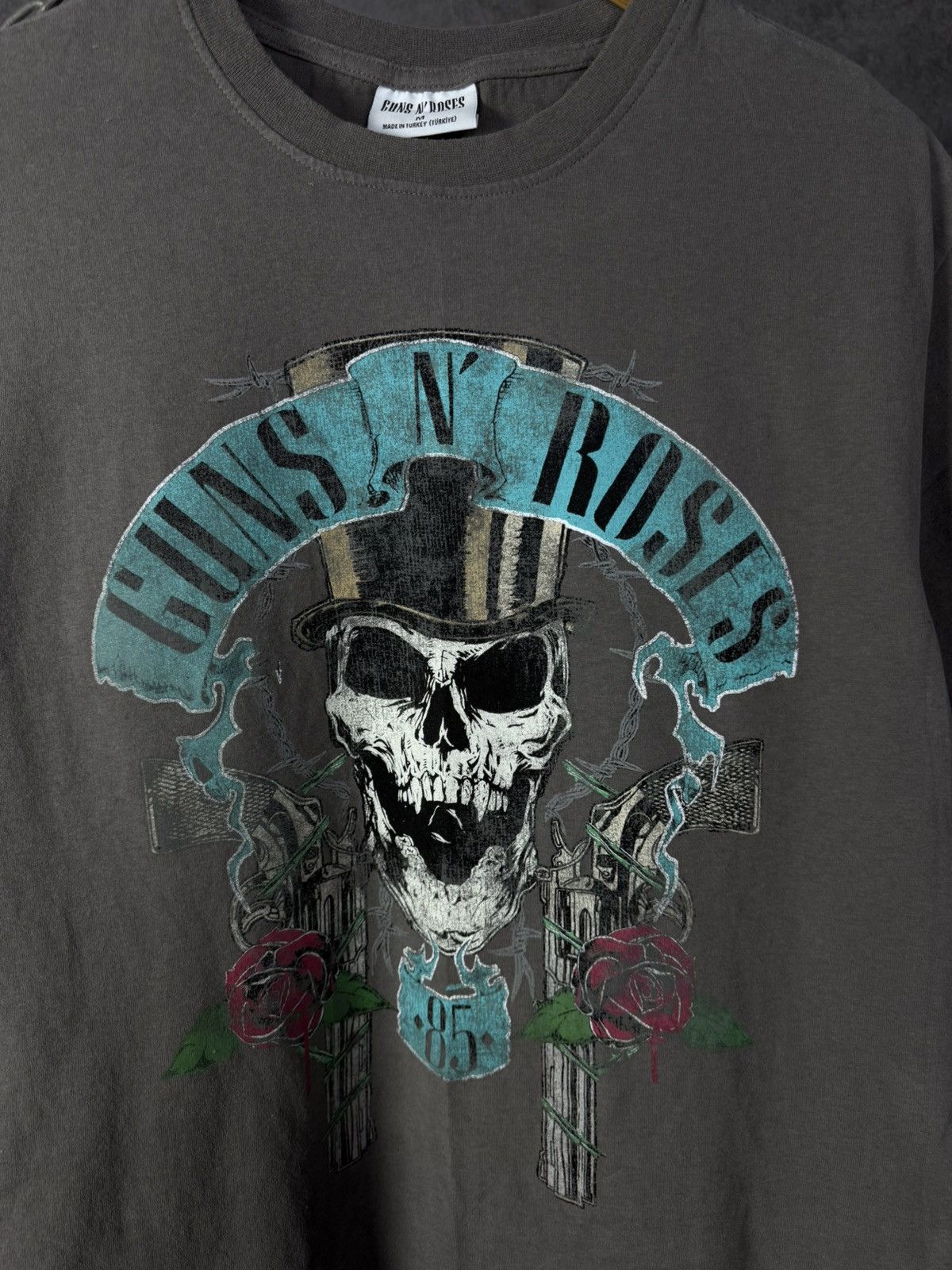 Guns N' Roses Guns N Roses rock band tee Size US M / EU 48-50 / 2 - 2 Thumbnail