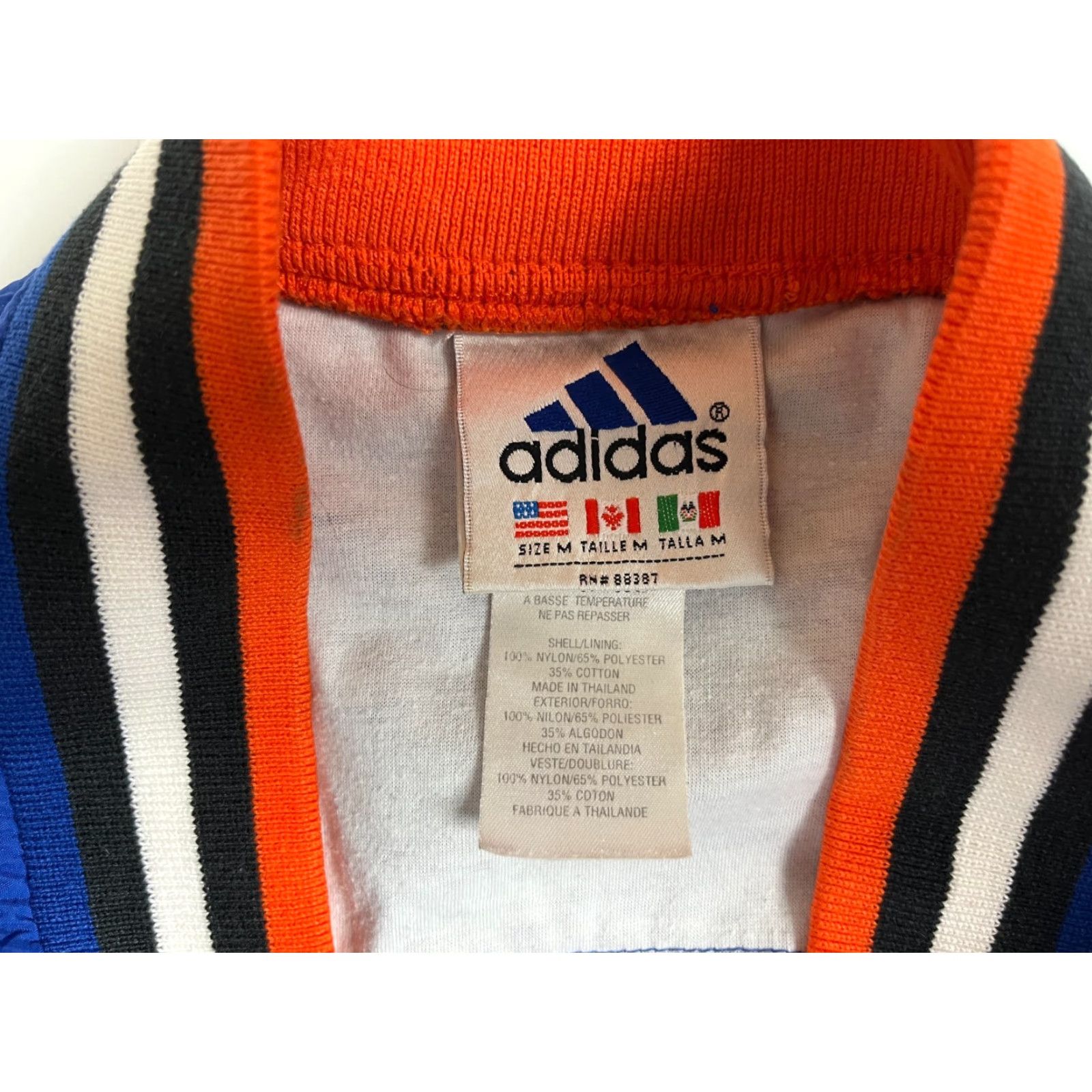 Adidas VINTAGE adidas Windbreaker Jacket Mens 90s V-Neck Pullover Nylon Blue M Size Medium Size US M / EU 48-50 / 2 - 6 Thumbnail
