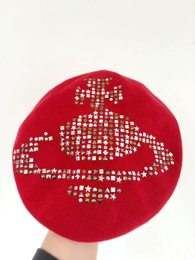 Vivienne Westwood Vivienne Westwood Red Saturn riveted berets Size ONE SIZE - 1 Thumbnail