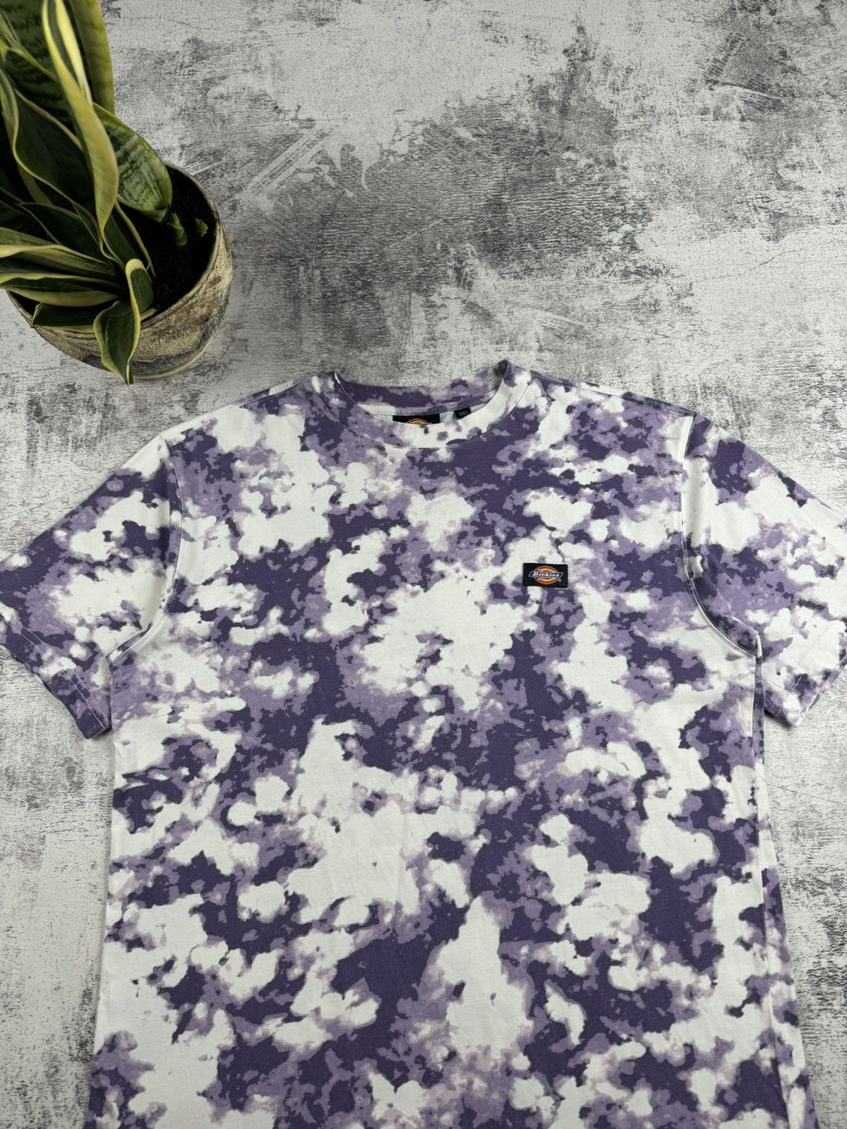Dickies Dickies Sunburg Tie Dye Purple Medium Skate Rap Jersey Hip Hop Tee T Shirt Size US M / EU 48-50 / 2 - 5 Thumbnail