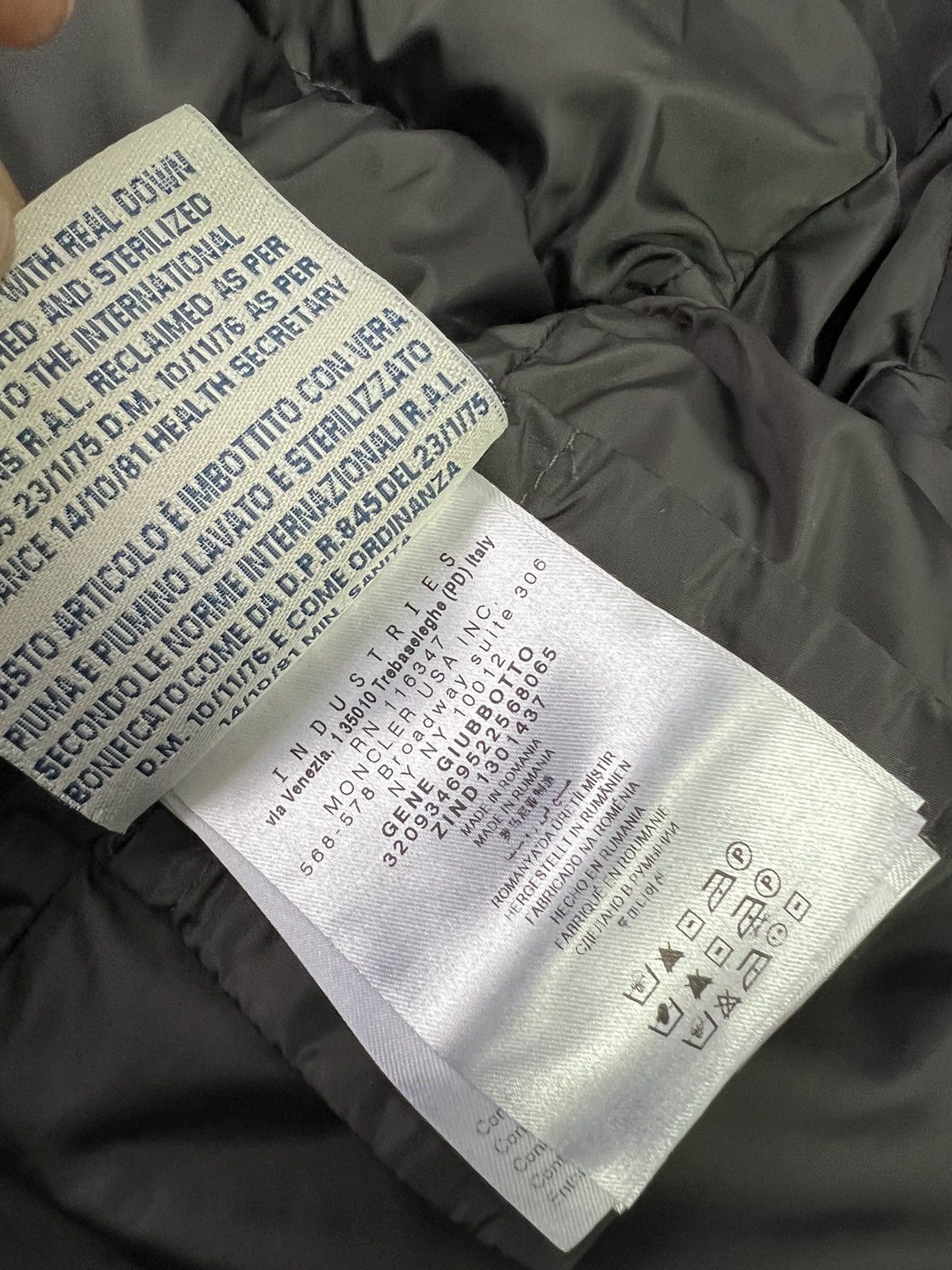 Moncler MONCLER PUFFER DOWN JACKET Silver Size XS / US 0-2 / IT 36-38 - 13 Thumbnail