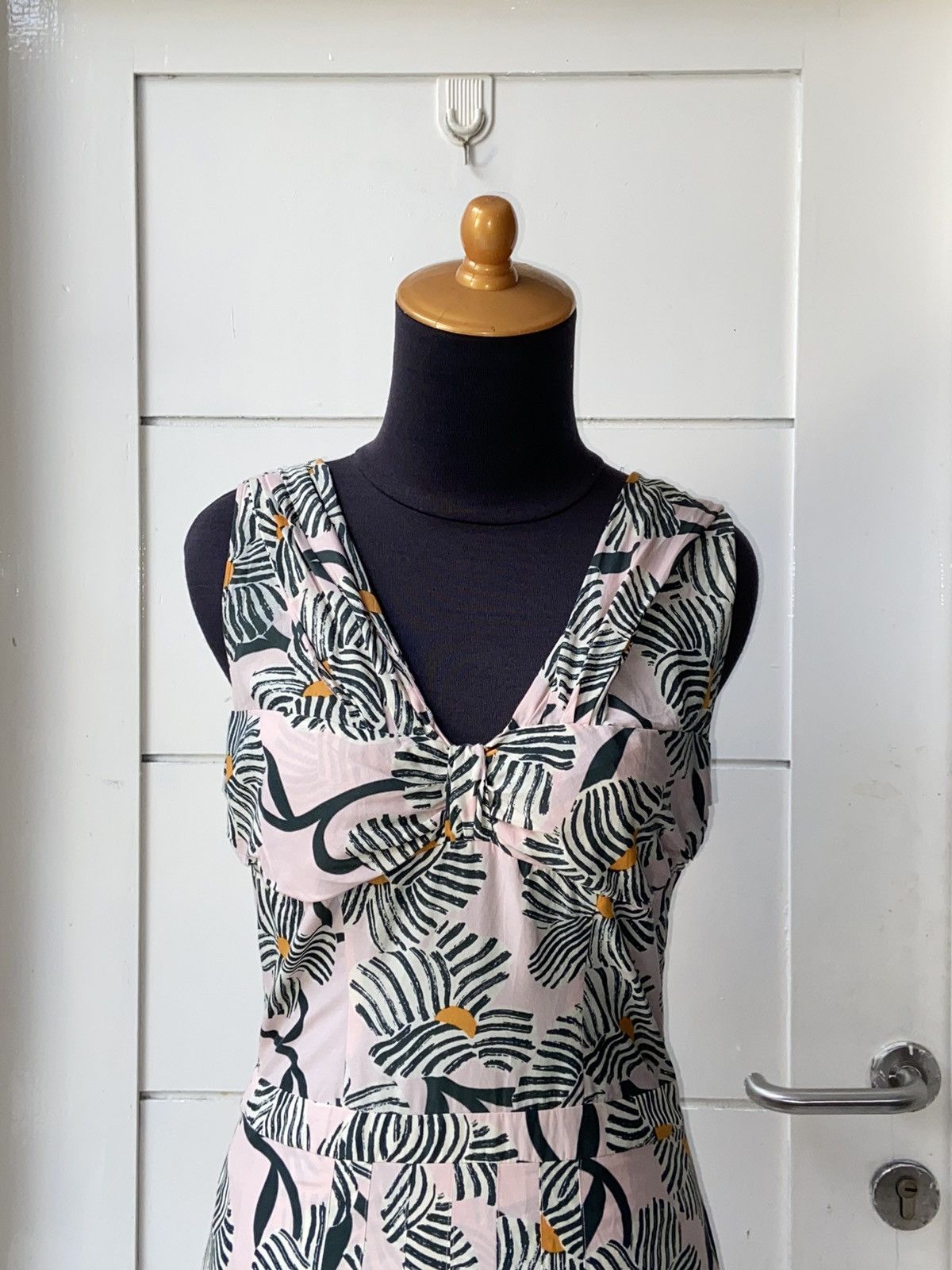 Moschino MOSCHINO Motive Midi Dress Size XS / US 0-2 / IT 36-38 - 2 Thumbnail