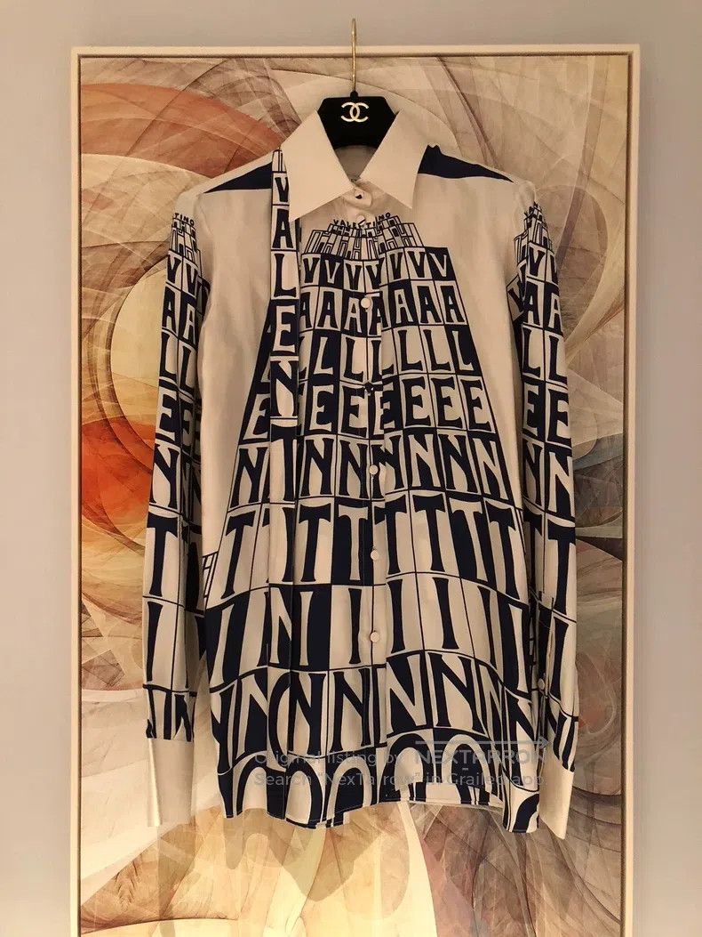 Valentino Valentino Silk shirt Size S / US 4 / IT 40 - 1 Thumbnail