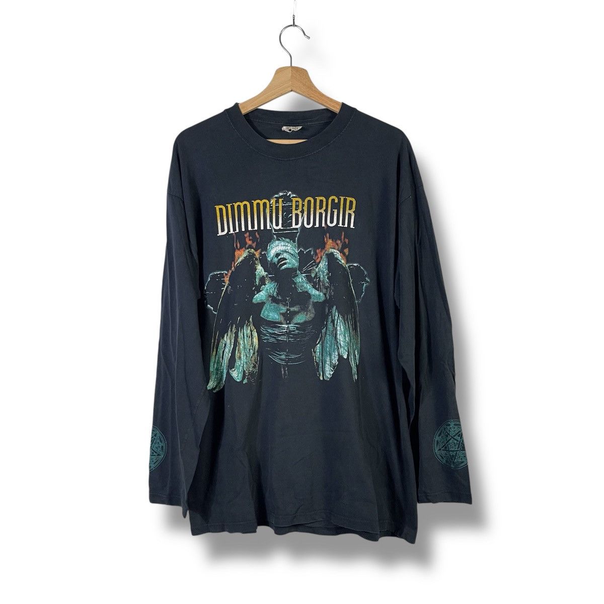 Band Tees Vintage 90s Dimmu Borgir Spiritual Black Dimension Tshirt Size US XL / EU 56 / 4 - 1 Thumbnail