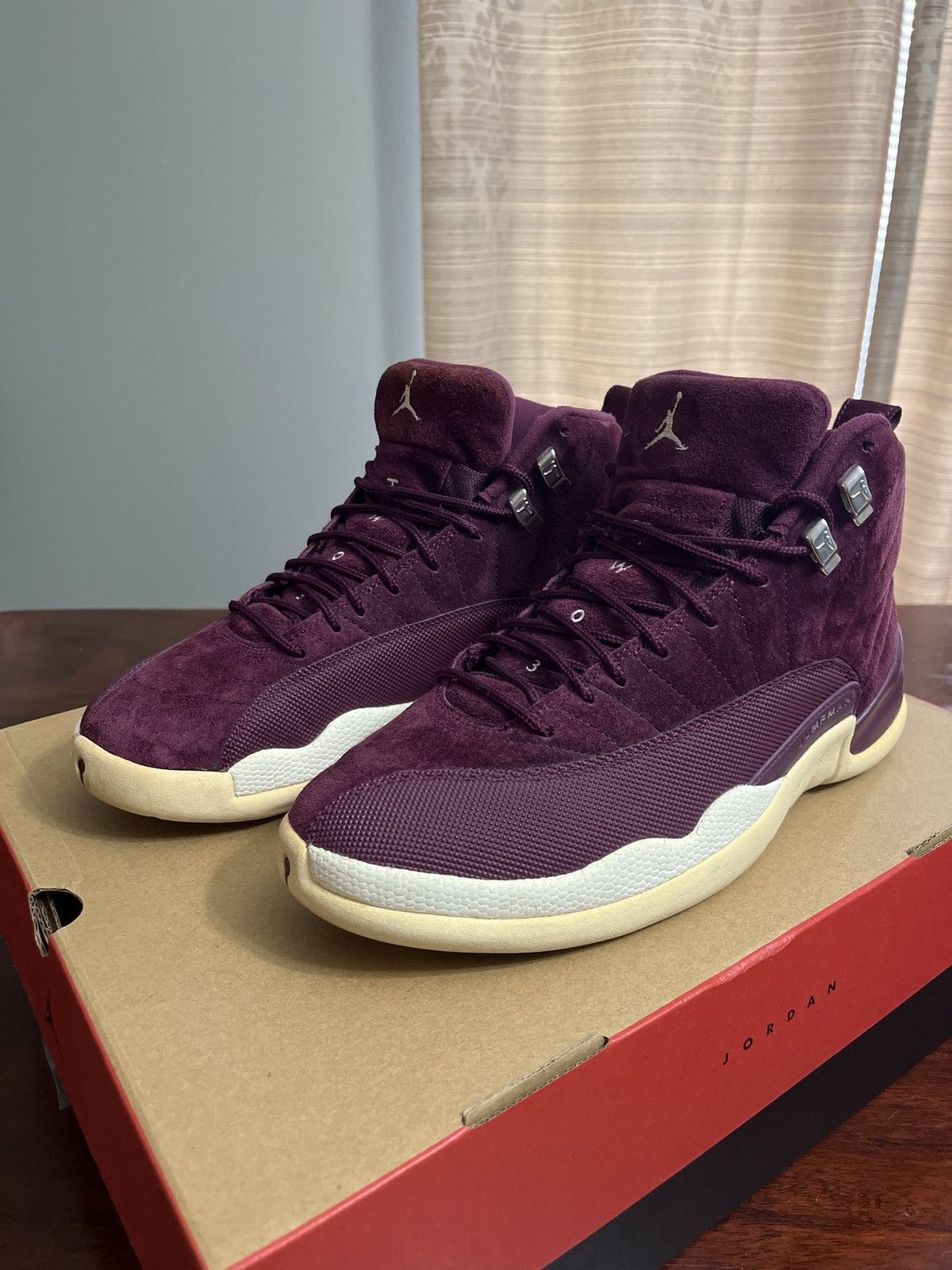 Jordan Brand Jordan 12 Retro Bordeaux Size US 10.5 / EU 43-44 - 1 Thumbnail