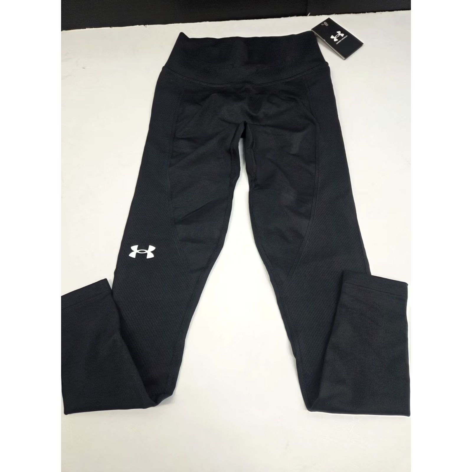Under Armour Under Armour Women's Train Seamless Compression Legging Black S Size 28" / US 6 / IT 42 - 2 Thumbnail