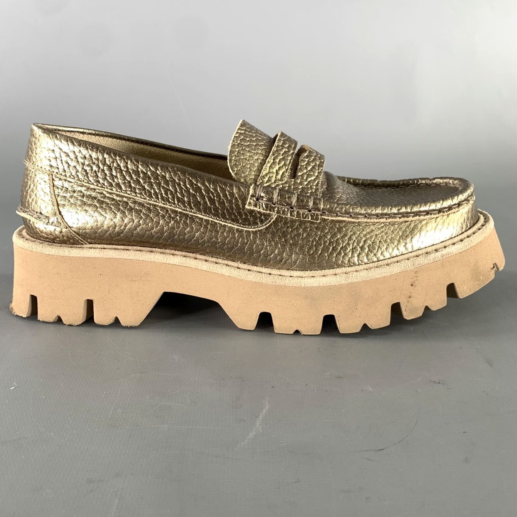 Pedro Garcia PEDRO GARCIA Loafer Flats Size 8 Gold Tan Metallic Pebble Grain Size US 8 / IT 38 - 2 Thumbnail