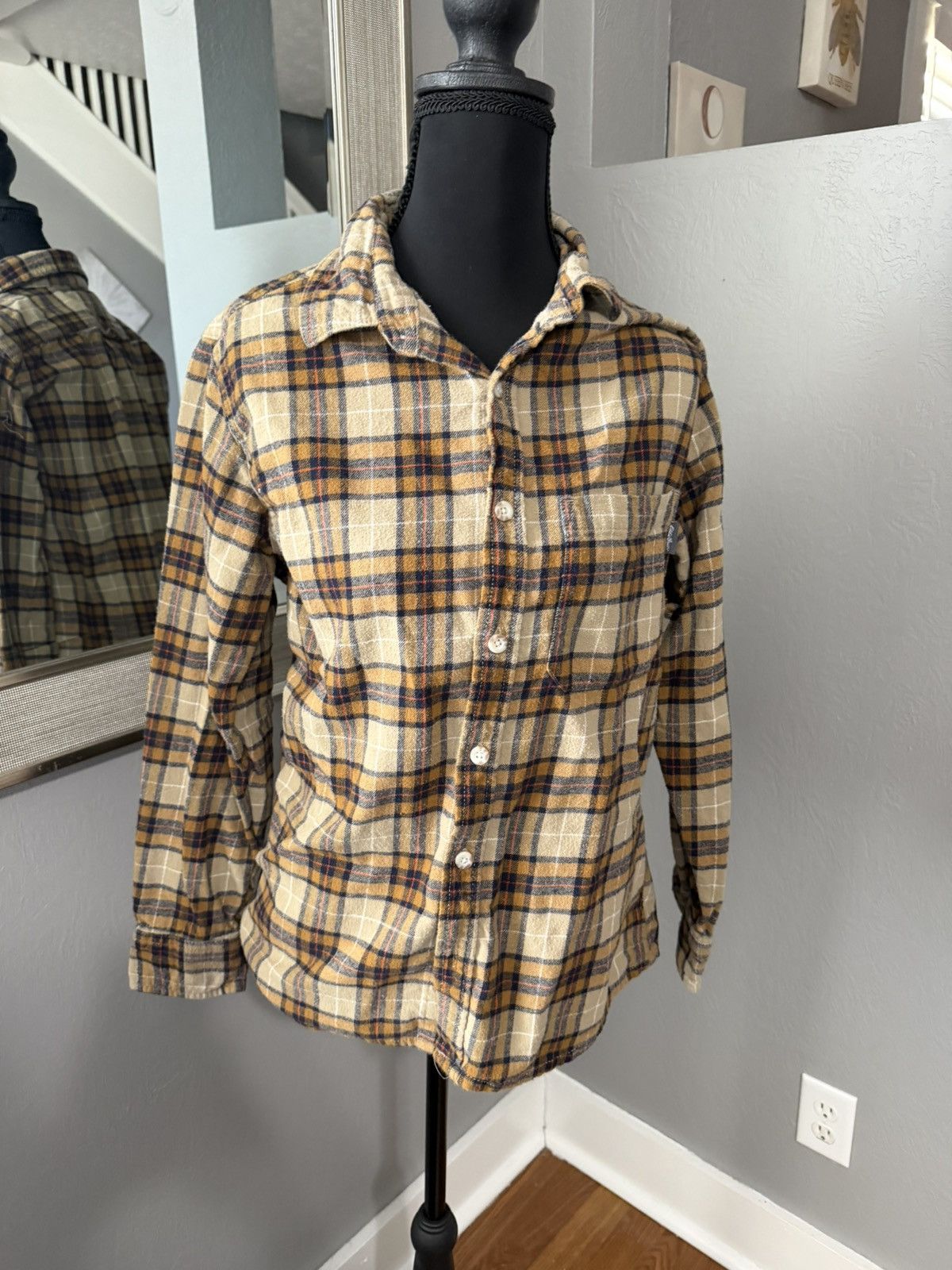 Eddie Bauer Eddie Bauer Bristol Plaid flannel button-down shirt small Size US S / EU 44-46 / 1 - 1 Thumbnail