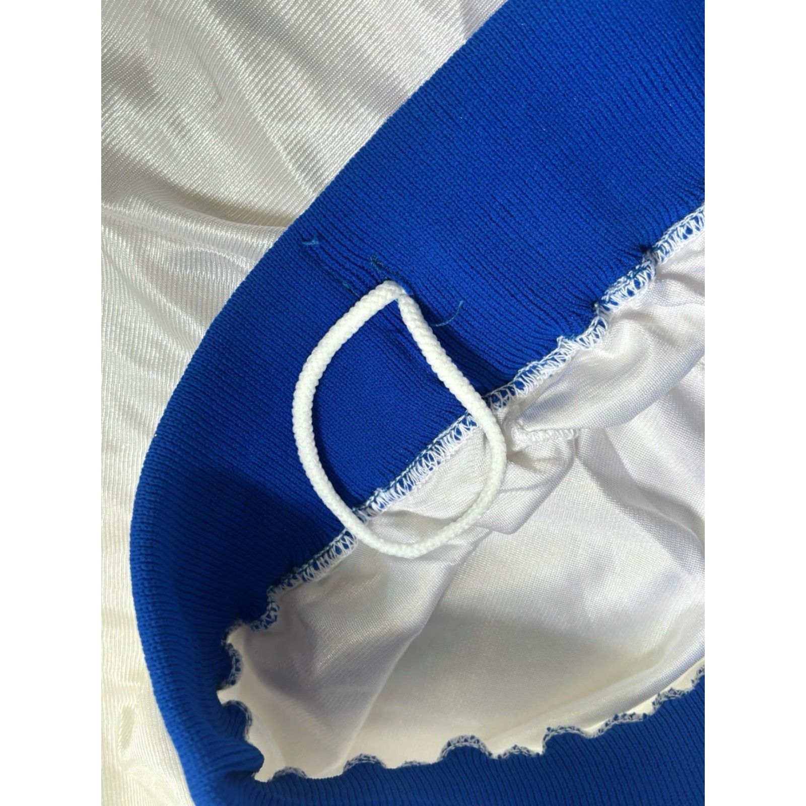 Wilson VINTAGE Wilson Basketball Shorts Mens S White 90s NWT NOS Made in USA Athletic 6.5” Inseam 13” Waist Drawstring USA 90s Size US 29 - 5 Thumbnail