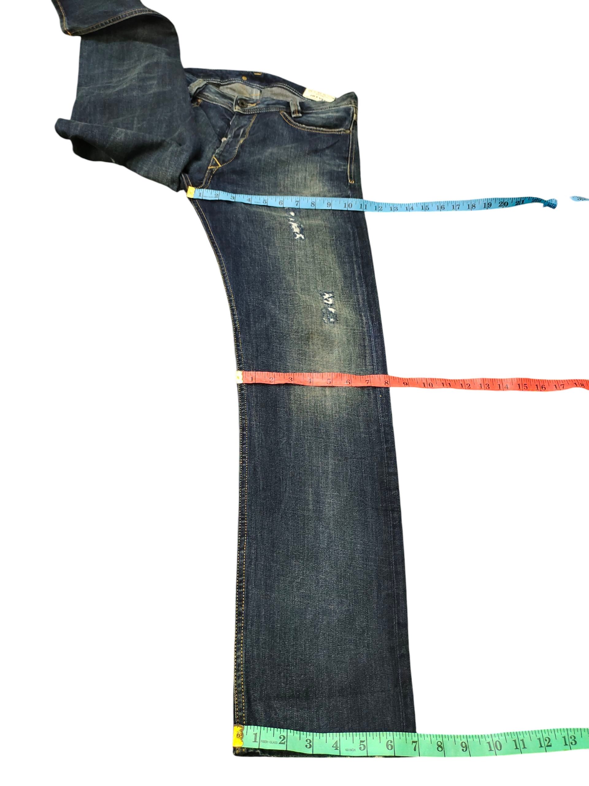 Diesel Vintage Y2k Diesel Heeven Clawmark Distress Faded Jeans Size US 29 - 18 Thumbnail