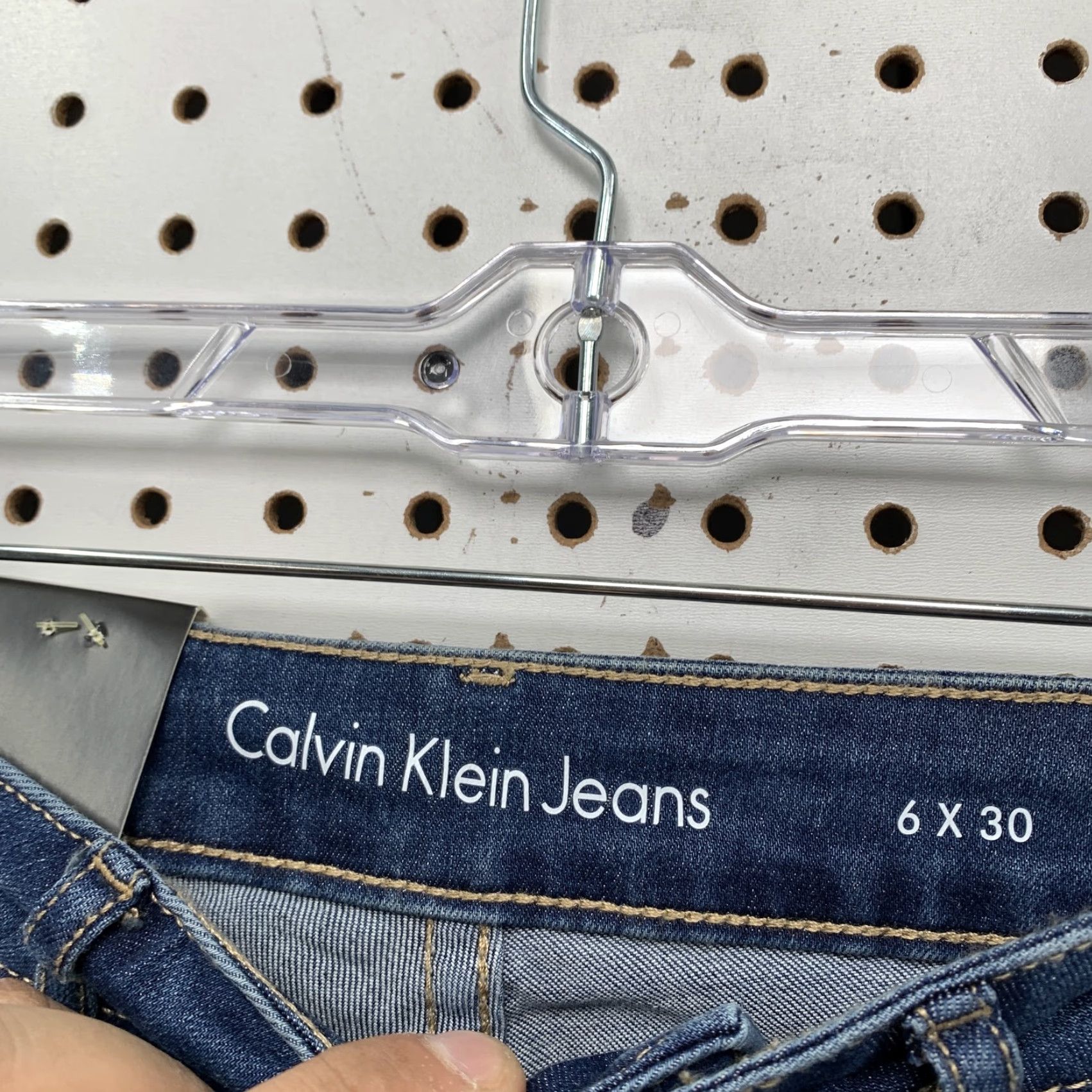 Calvin Klein NEW Calvin Klein Denim Jeans Womens Size 6X30 Ultimate Skinny Low Rise NWT Size 28" / US 6 / IT 42 - 4 Thumbnail