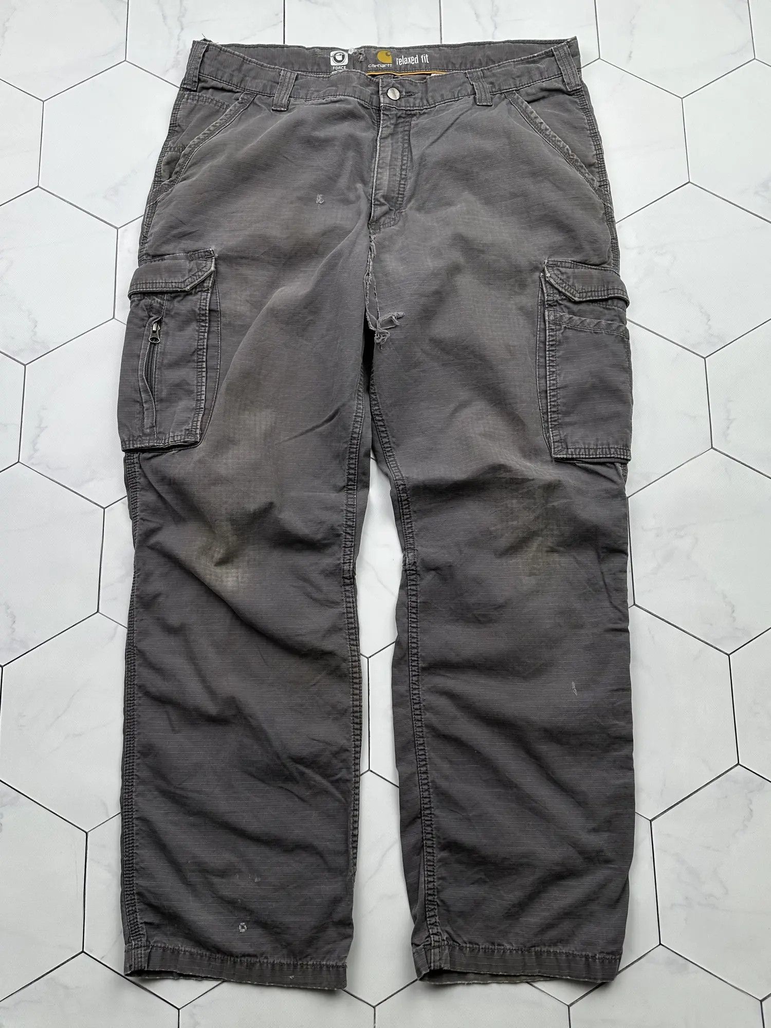 Carhartt Carhartt Thrashed Vintage Cargo Pants (B254) Size US 38 / EU 54 - 1 Thumbnail