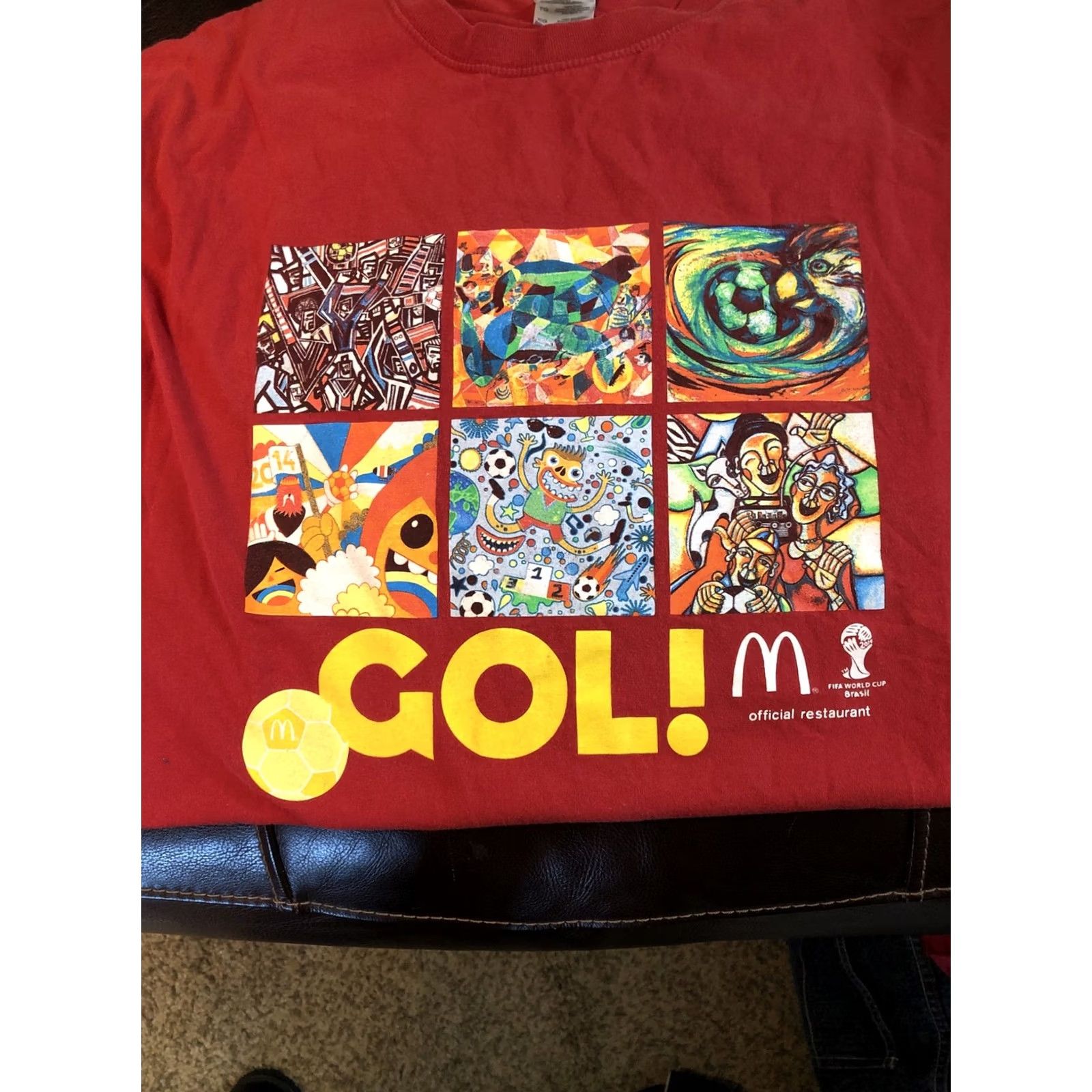 Fruit Of The Loom McDonalds Men's T Shirt XL Red Graphic Trippy Art Fifa World Cup Brasil Soccer Size US XL / EU 56 / 4 - 2 Thumbnail
