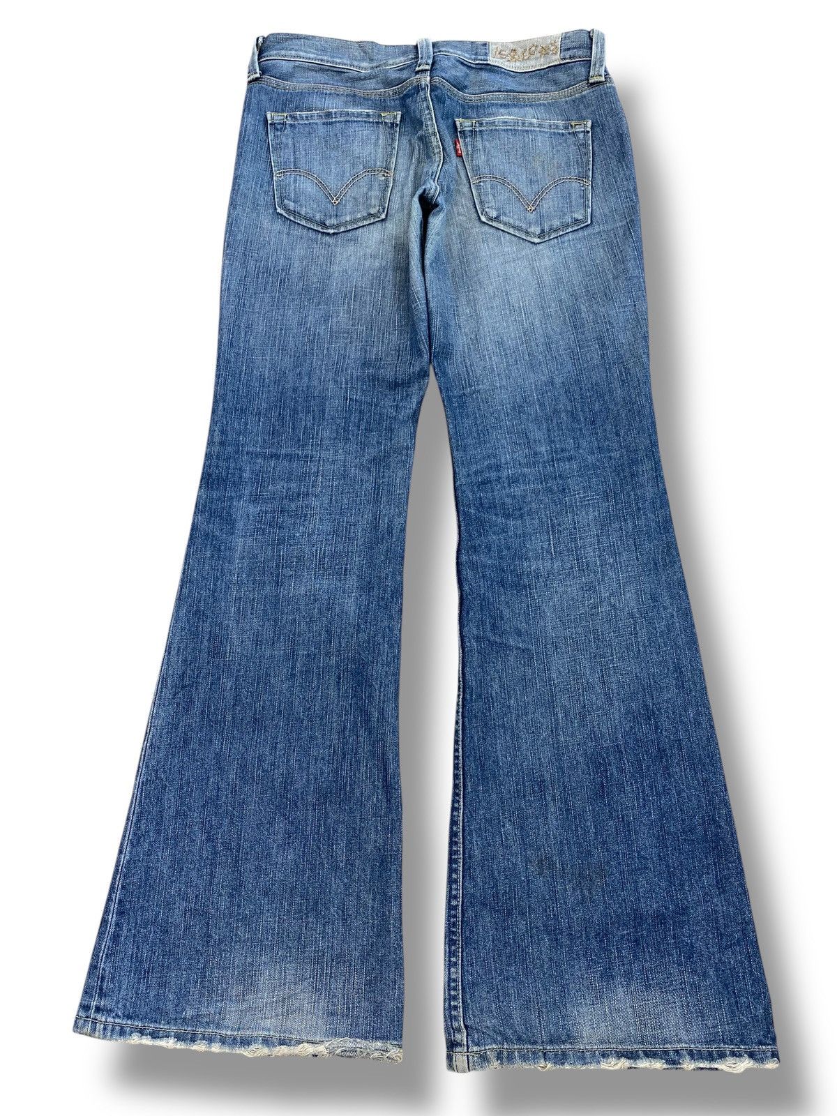 Levi's Levi’s Whiskers Faded Wash Style Flare Jeans Size US 30 / EU 46 - 4 Thumbnail