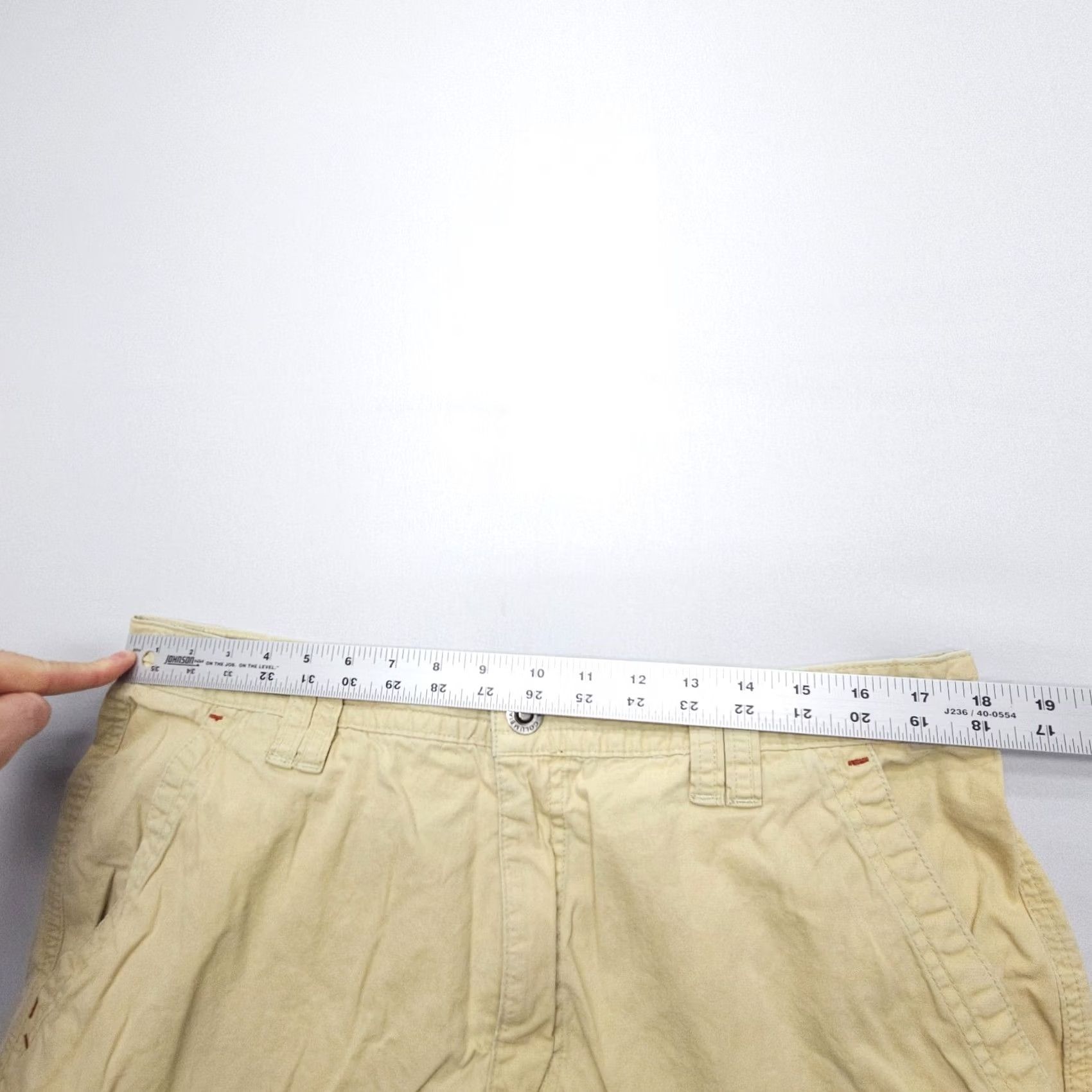 Vintage Columbia Cargo Shorts Mens 36 Yellow Twill 2000s Pockets Cargo Pocket Casual Travel Workwear Outdoor Size US 36 / EU 52 - 7 Thumbnail