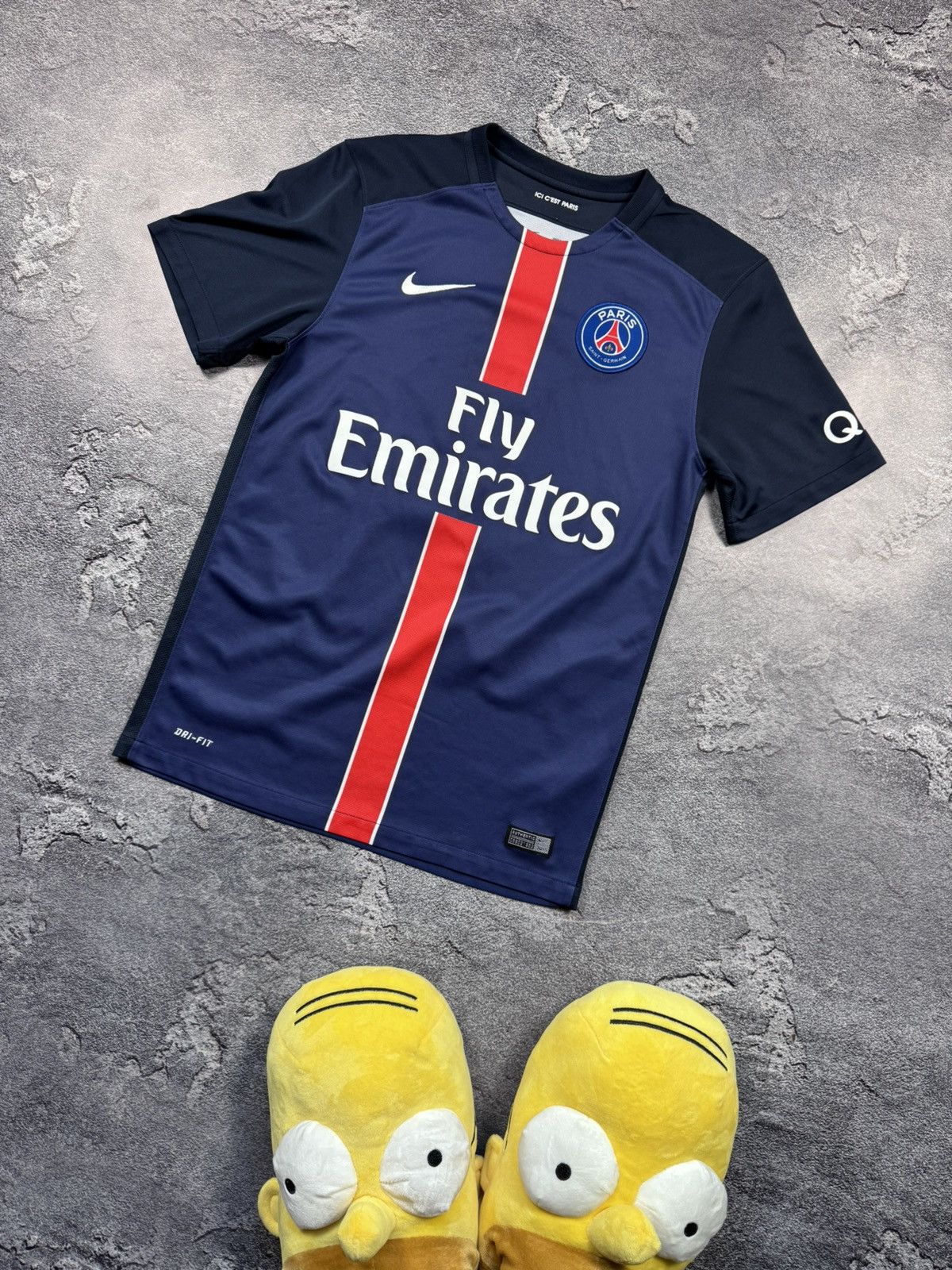 Nike Nike Paris Saint-Germain 2015/16 Home Jersey — T. SILVA Size US S / EU 44-46 / 1 - 1 Thumbnail