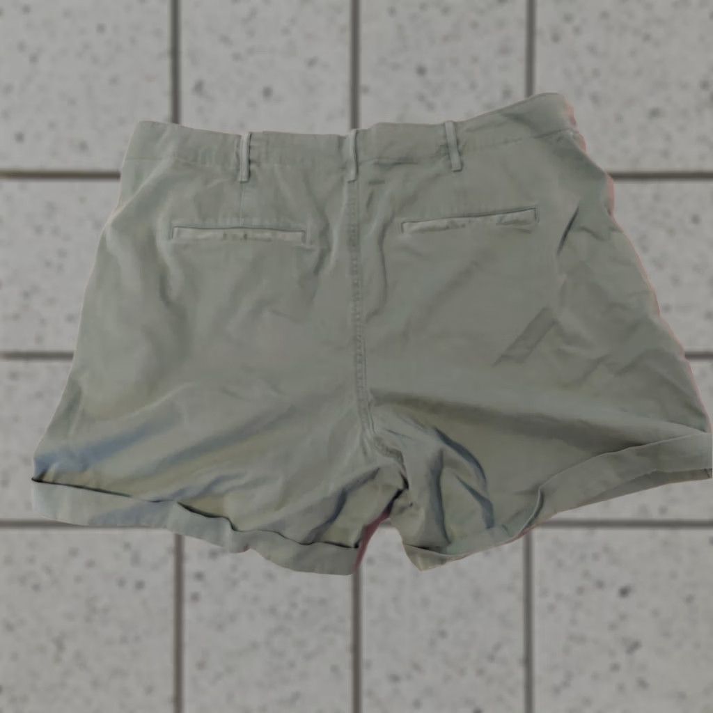 Gap Womens Green Gap Shorts 16 Cotton Chino Size 38" / US 16 / IT 52 - 1 Thumbnail