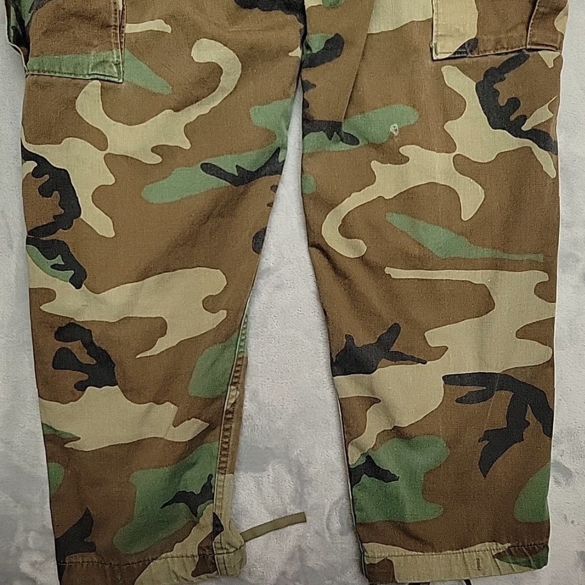 Vintage USGI Woodland Camo Pants Mens Small Short 30x29 BDU Combat Trousers 90s Grunge Size US 30 / EU 46 - 7 Thumbnail