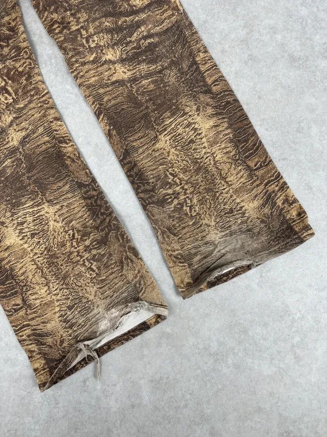 Roberto Cavalli 2000s Roberto Cavalli Brown Sand Eroded Flared Jeans Size US 32 / EU 48 - 11 Thumbnail