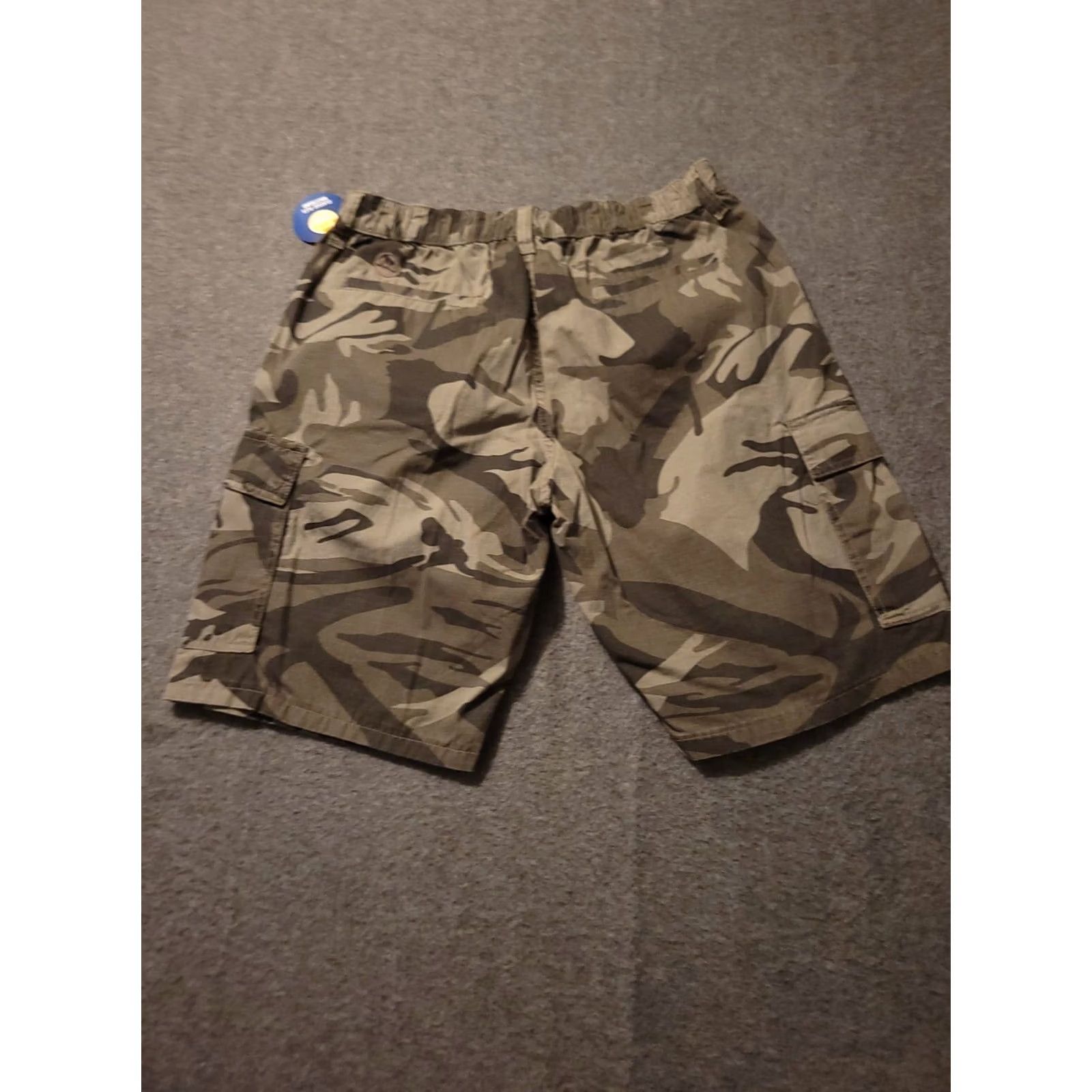 Wrangler Wrangler Cargo Shorts Men's 32 NWOT Flex Waistband Casual Outdoors Multicolor Camouflage Rip Stop Pocket Cargo Outdoor Military Theme Mens Size US 32 / EU 48 - 7 Thumbnail