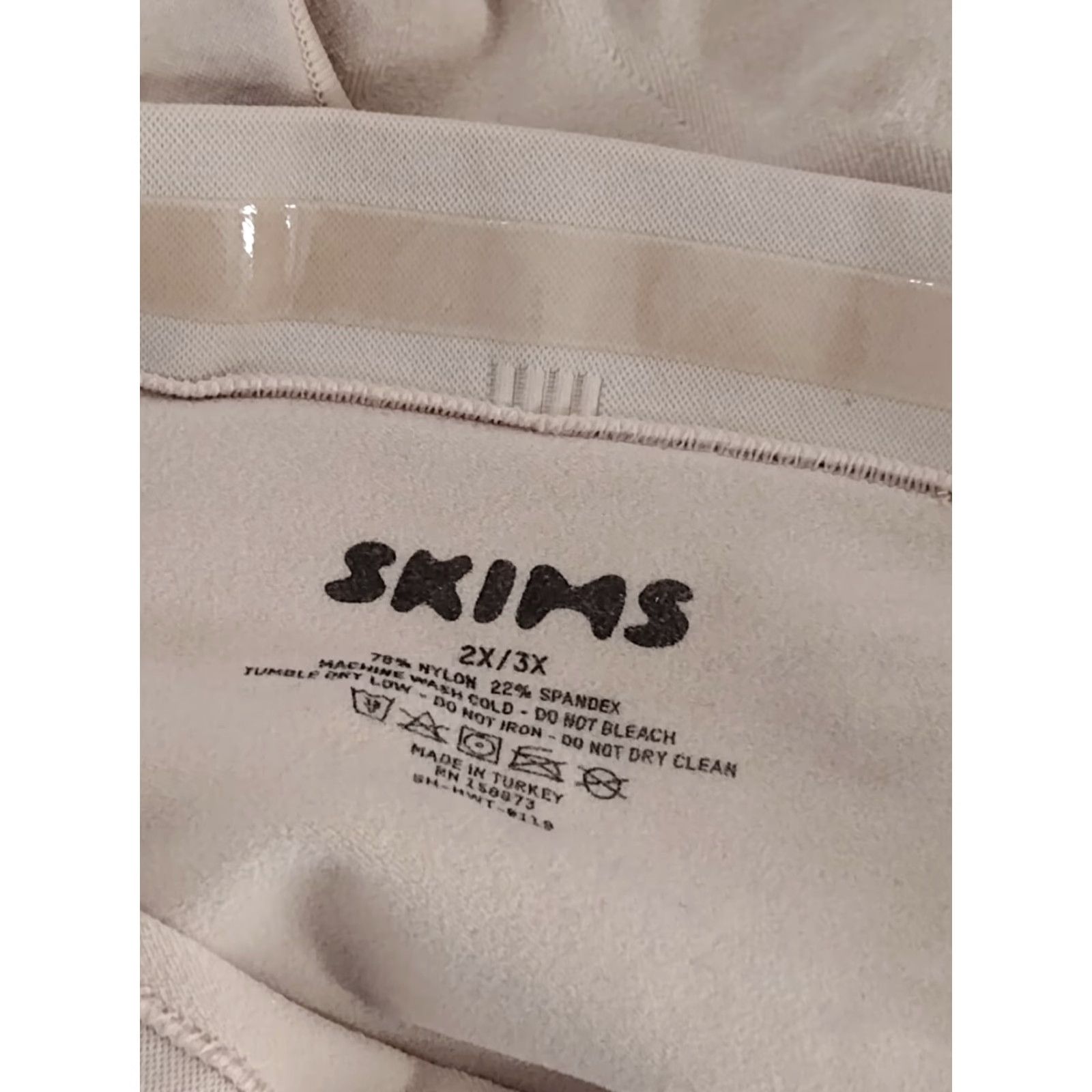SKIMS SKIMS Shapewear Sand Seamless Sculpt High-Waisted Thong 2X/3X Womens Adult Sand 2X/3X Size ONE SIZE - 5 Thumbnail