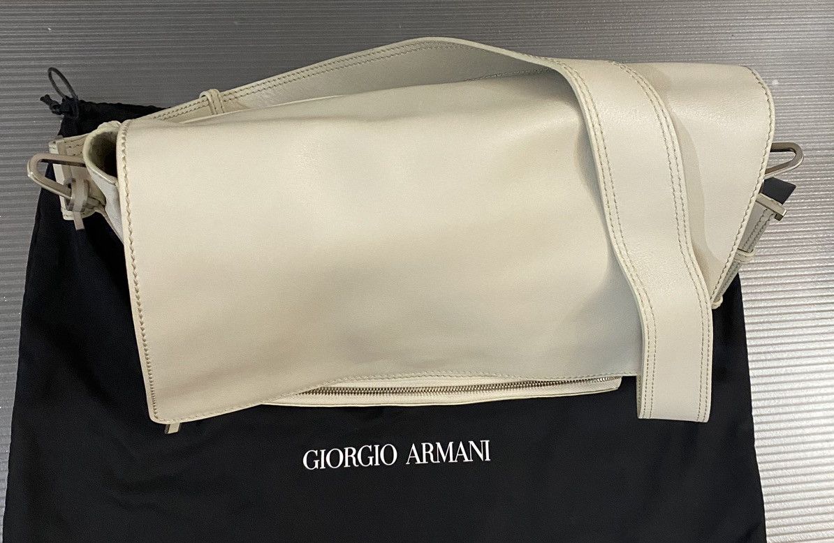 Giorgio Armani Giorgio Armani 🇮🇹 cement calf carry all travel bag unisex NEW Size ONE SIZE - 6 Thumbnail
