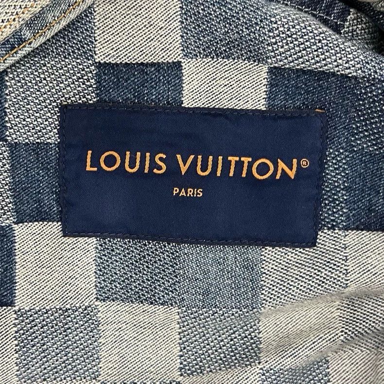 Louis Vuitton louis vuitton Mosaic effect printed denim jacket Size US S / EU 44-46 / 1 - 6 Thumbnail