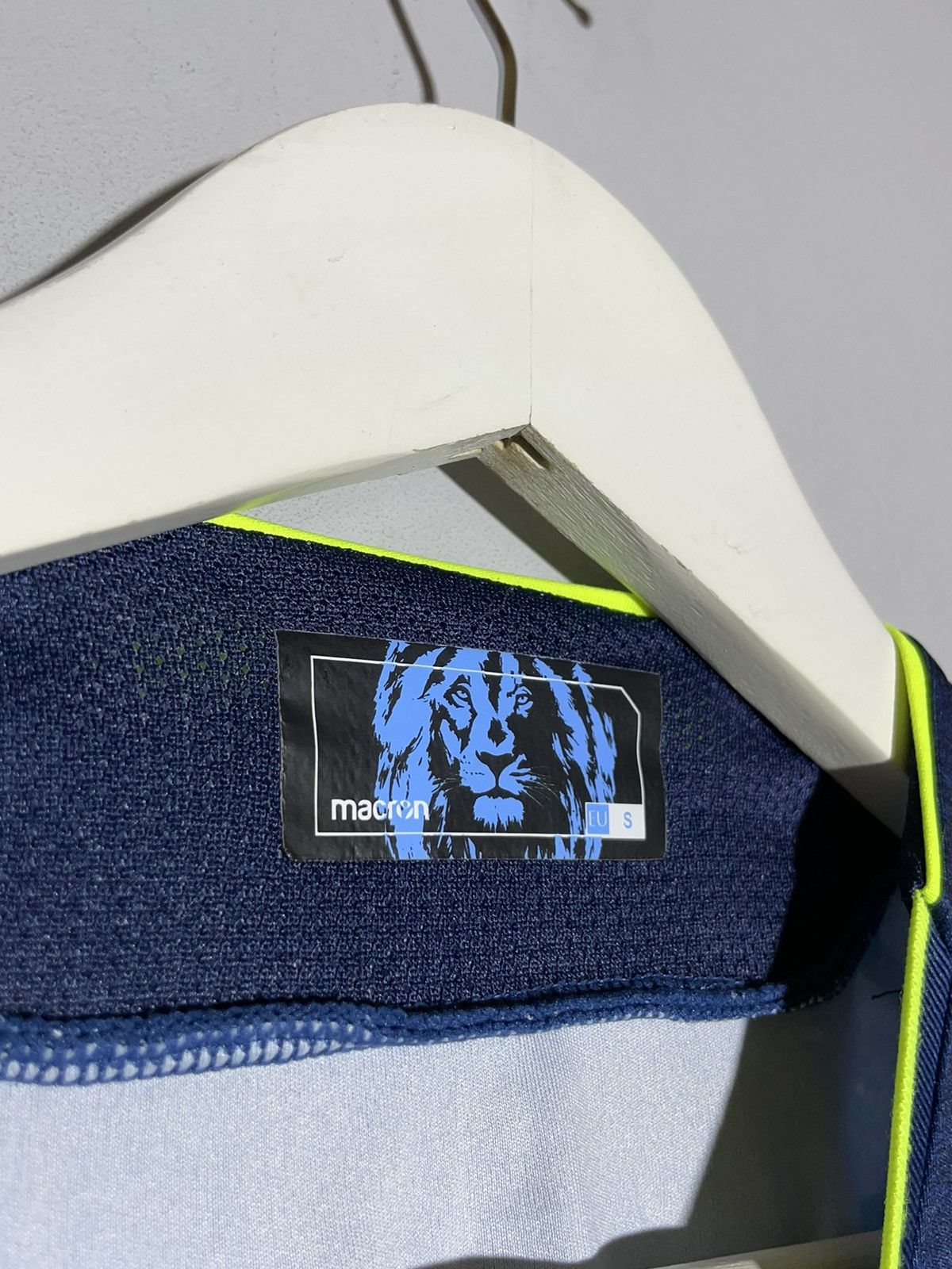 Macron TSV 1860 München Hummel 2018/19 Away Y2k Football Shirt Size US S / EU 44-46 / 1 - 16 Thumbnail