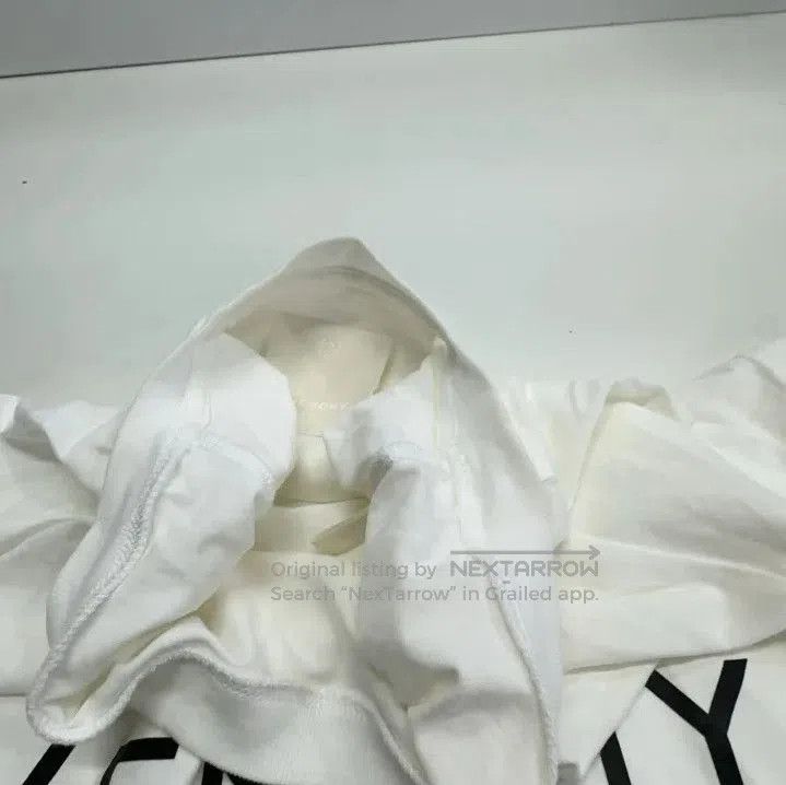 Givenchy Givenchy SS23 Letter Print Short Sleeve T-Shirt. Size US XS / EU 42 / 0 - 3 Thumbnail