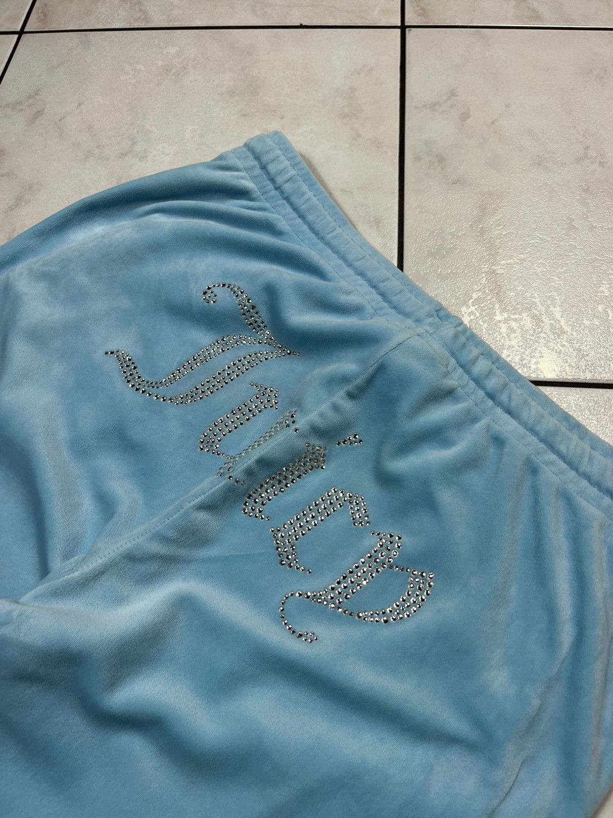 Ed Hardy × Juicy Couture Juicy Couture velvet sweatpants rhinestones crystal ass logo Size 28" / US 6 / IT 42 - 20 Thumbnail