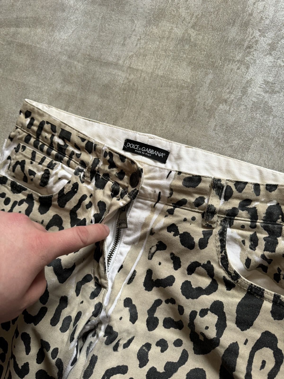 Dolce & Gabbana Dolce & Gabbana Leopard Print Jeans Size 42" / US 20 - 4 Thumbnail
