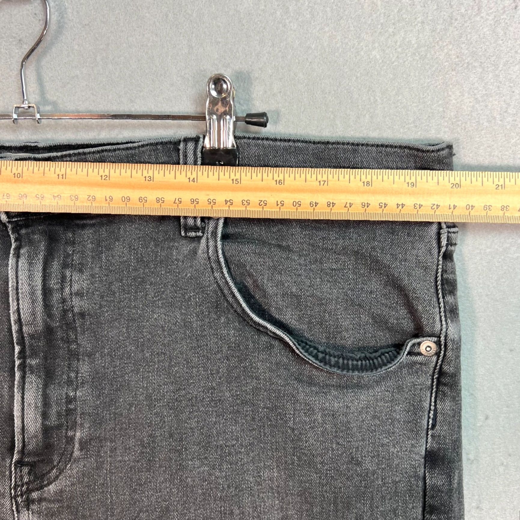Everlane EVERLANE Straight-Leg Jeans Gray Adult 40 x 29 Cotton Blend Denim Mens Size US 40 / EU 56 - 6 Thumbnail