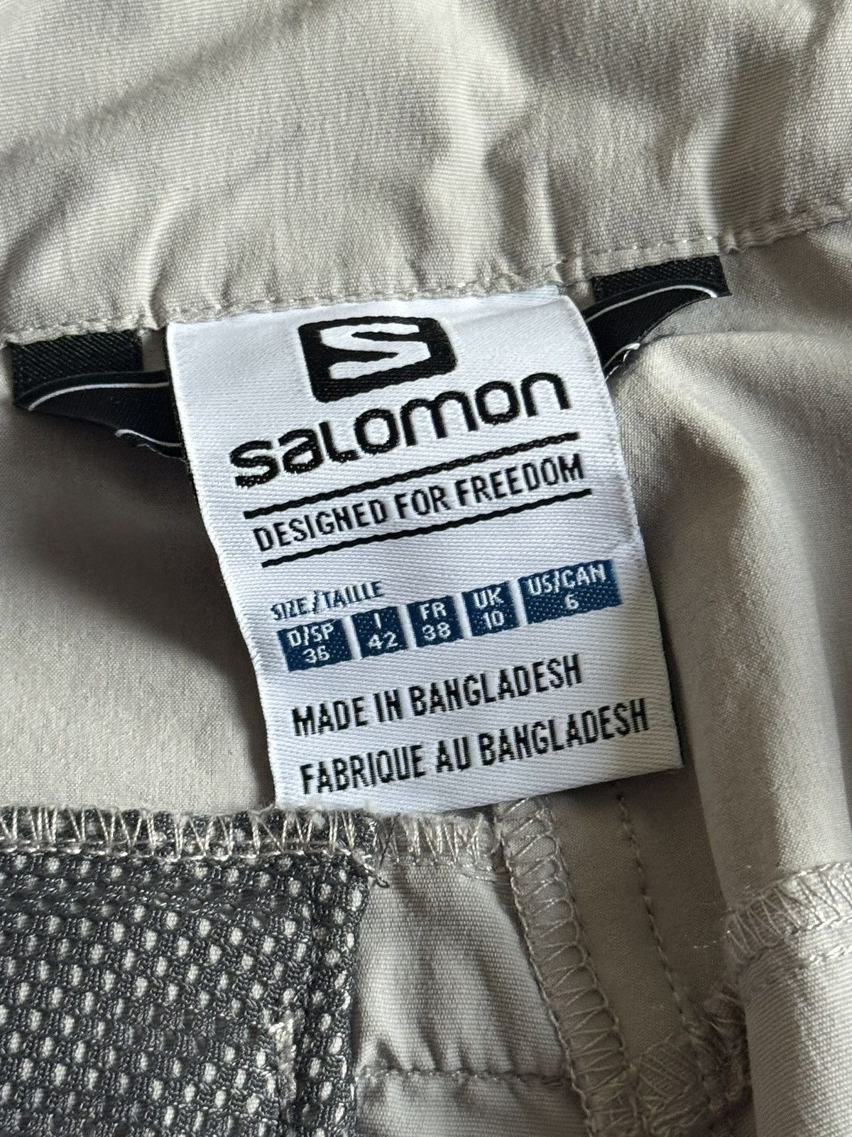 Salomon Salomon US6/I42/FR38 outdoor cargo shorts 🩳 gorpcore Size 28" / US 6 / IT 42 - 6 Thumbnail