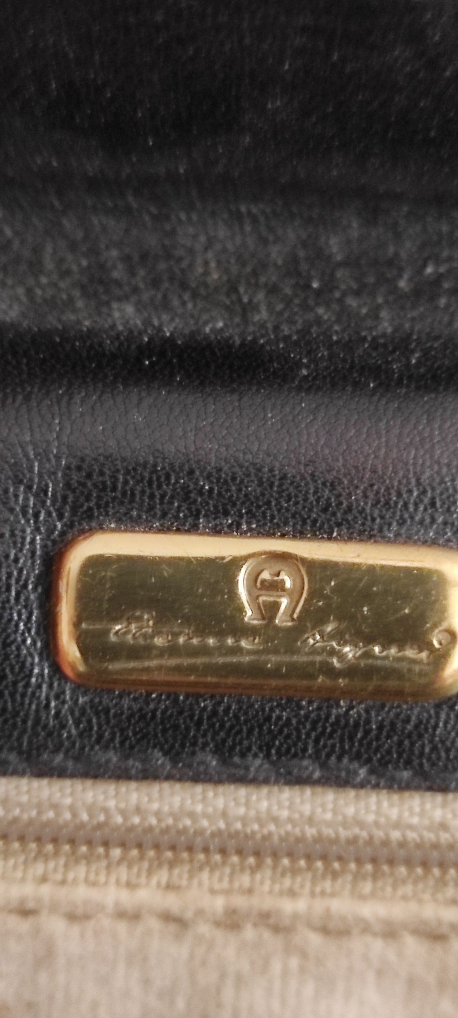 Etienne Aigner × Leather Vintage Etienne Aigner Black Glossy Leather Shoulder Bag Size ONE SIZE - 21 Thumbnail