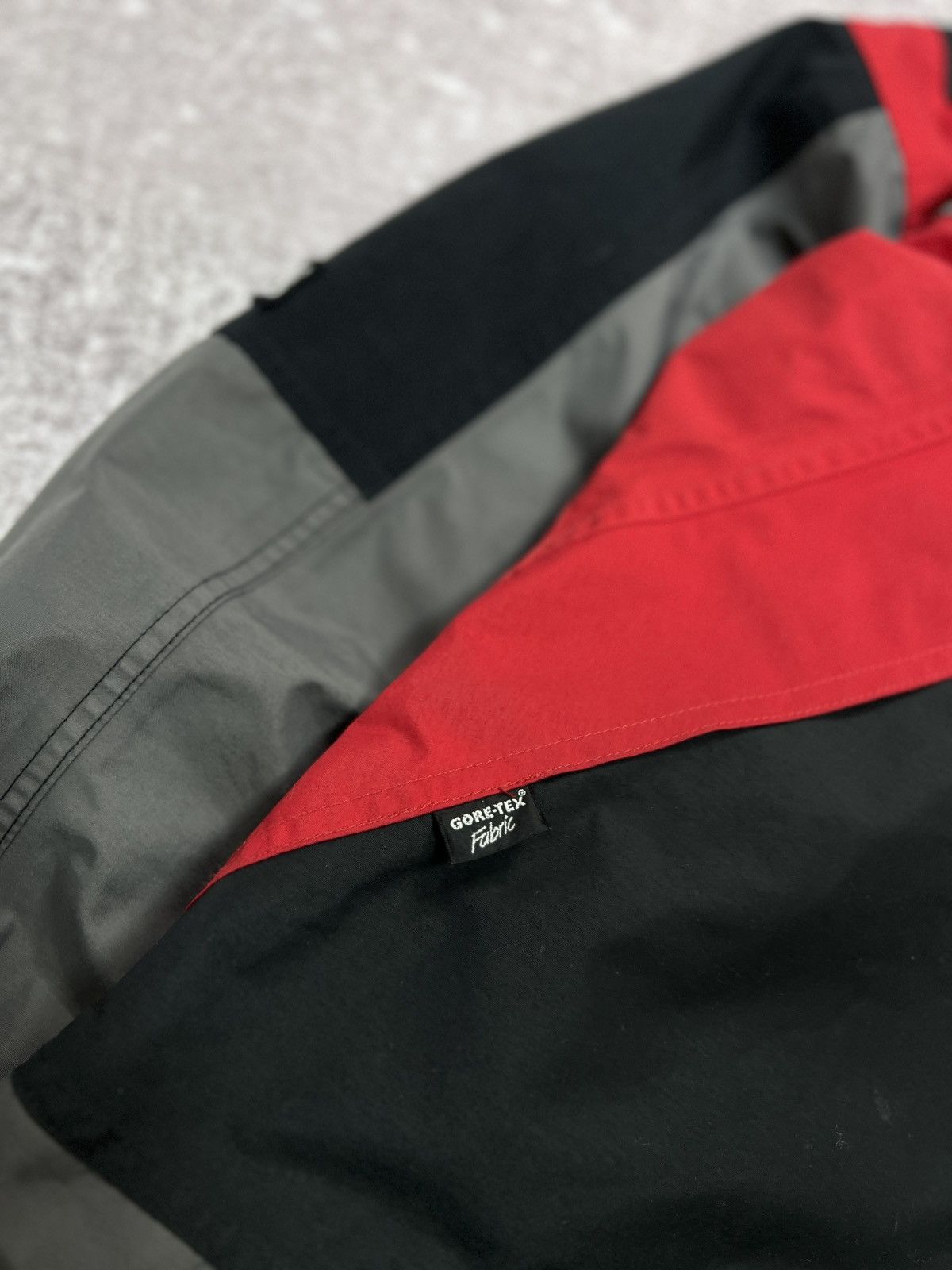 The North Face Vintage The North Face EG Tech Gore-Tex Jacket XL Size US XL / EU 56 / 4 - 6 Thumbnail