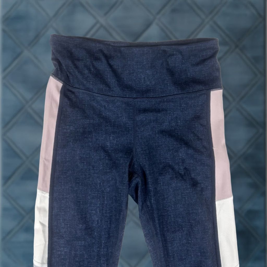 Vintage Gapfit Blackout Ankle Leggings Womens Small Blue Side Stripe Gym Run Striped Slim Knit Pull On Athletic Activewear Size 28" / US 6 / IT 42 - 1 Thumbnail