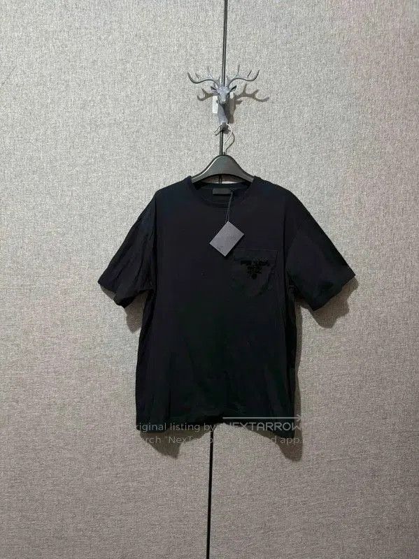 Prada Prada Black Cotton Logo T-shirt for Men. Size US L / EU 52-54 / 3 - 1 Thumbnail
