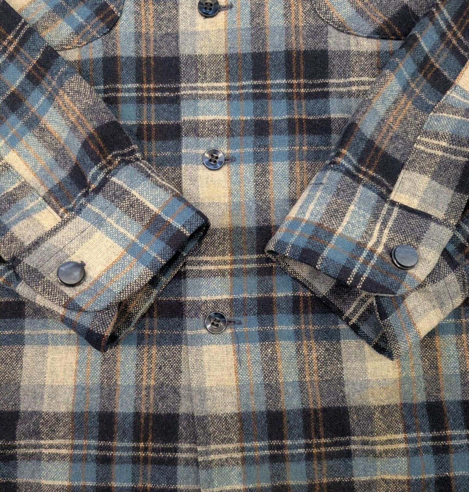 Pendleton Vintage 60s Pendleton Blue and Black Loop Collar Wool Shirt Size US M / EU 48-50 / 2 - 8 Thumbnail