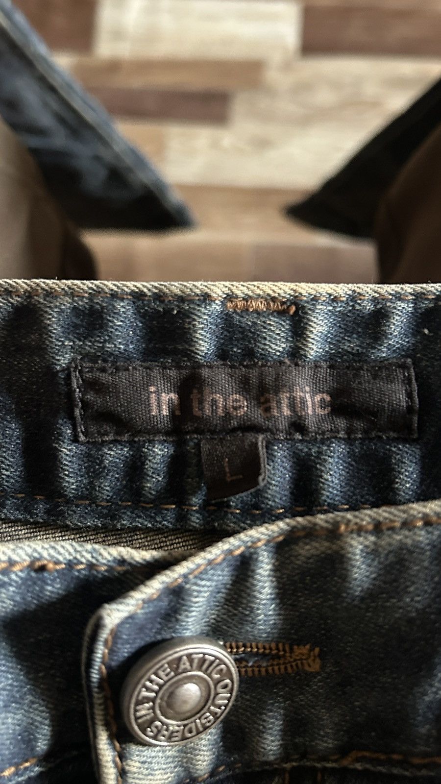 In The Attic In The Attic Mudwash jeans cool wash Size US 33 - 3 Thumbnail