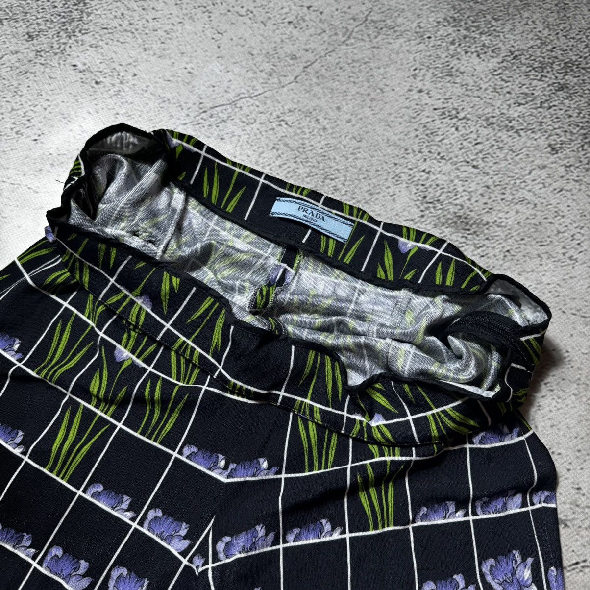 Prada vintage prada Floral Print Jersey Pants flowers print Size 32" / US 10 / IT 46 - 13 Thumbnail